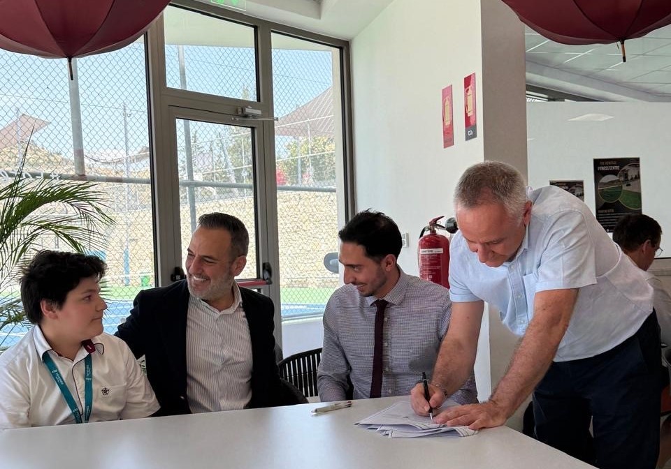 cover Cyprus pilot programme merges robotics, AI, and renewable energy