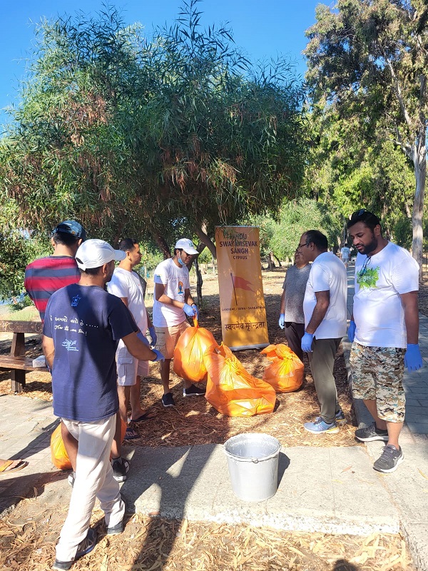 HSS Cyprus holds Dasoudi beach clean-up, to promote eco awareness, youth fitness, service