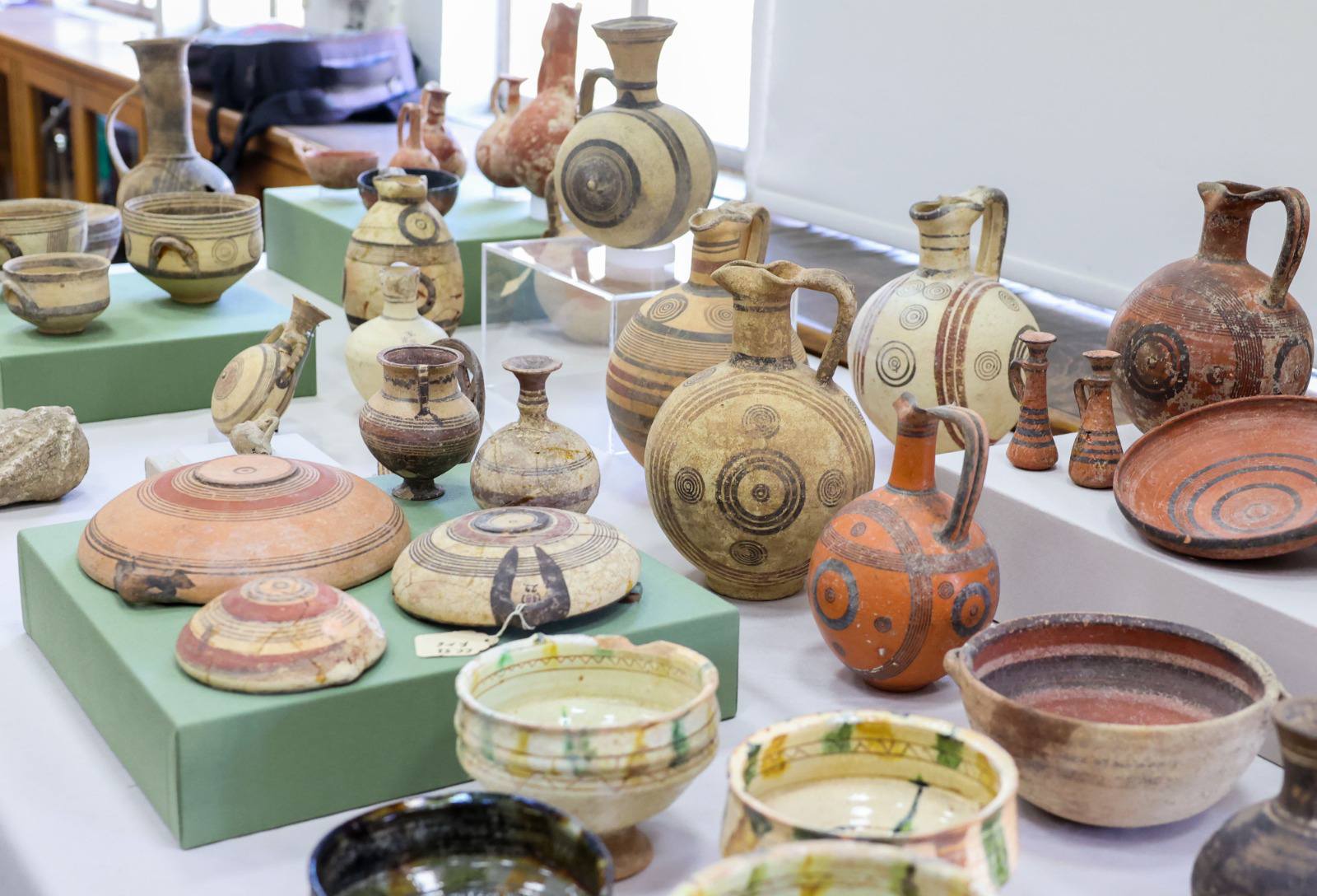cover Cyprus receives 48 antiquities repatriated from Greece