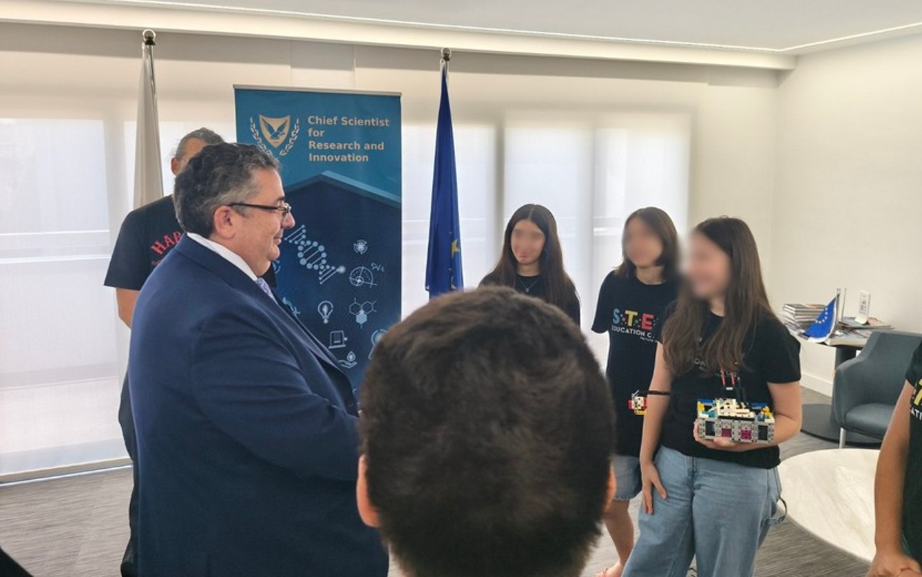 image Robotheadz to represent Cyprus at Sydney robotics contest 