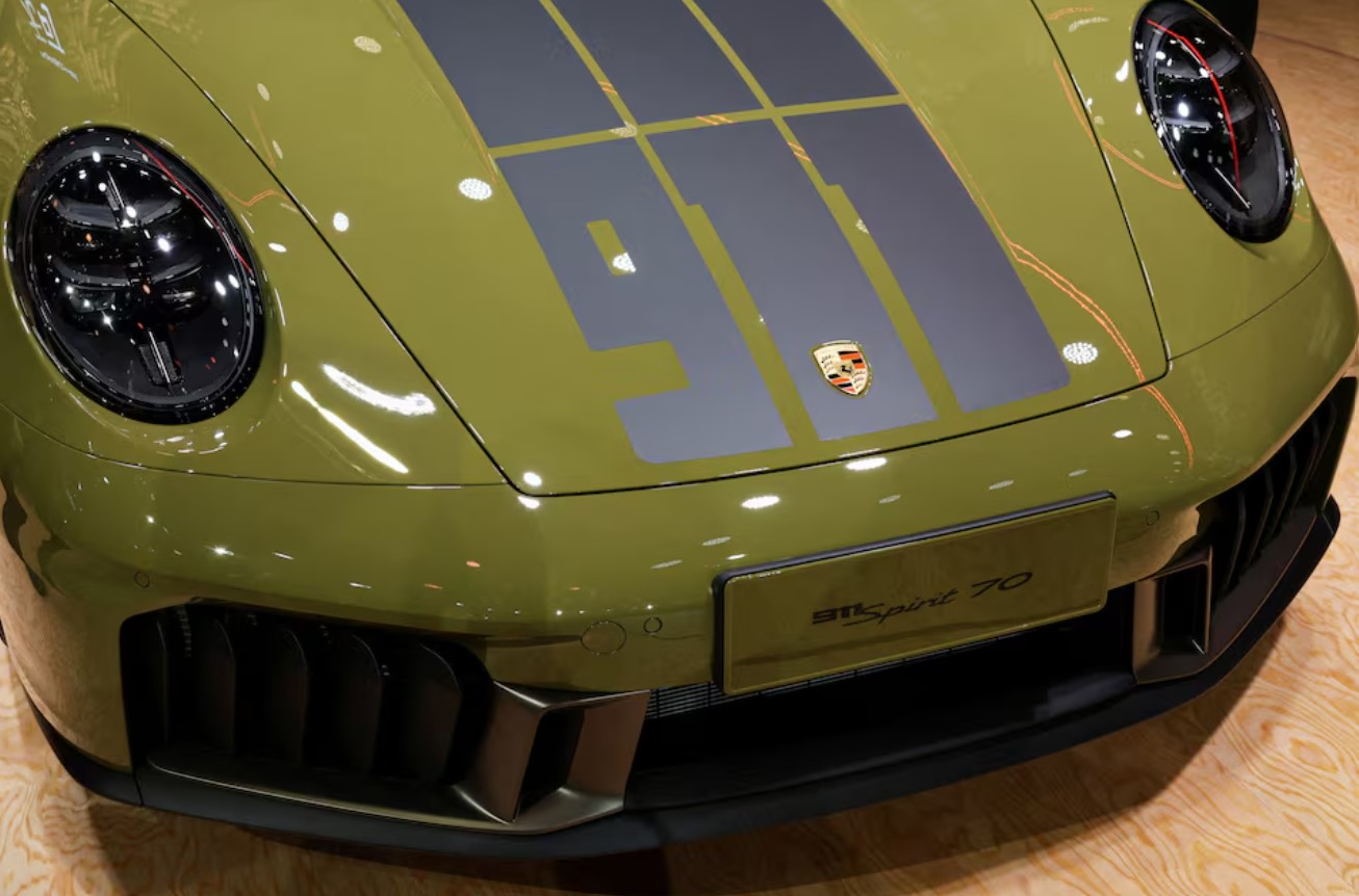 cover Porsche restructuring plan includes 3,900 job cuts, focus on high-end models