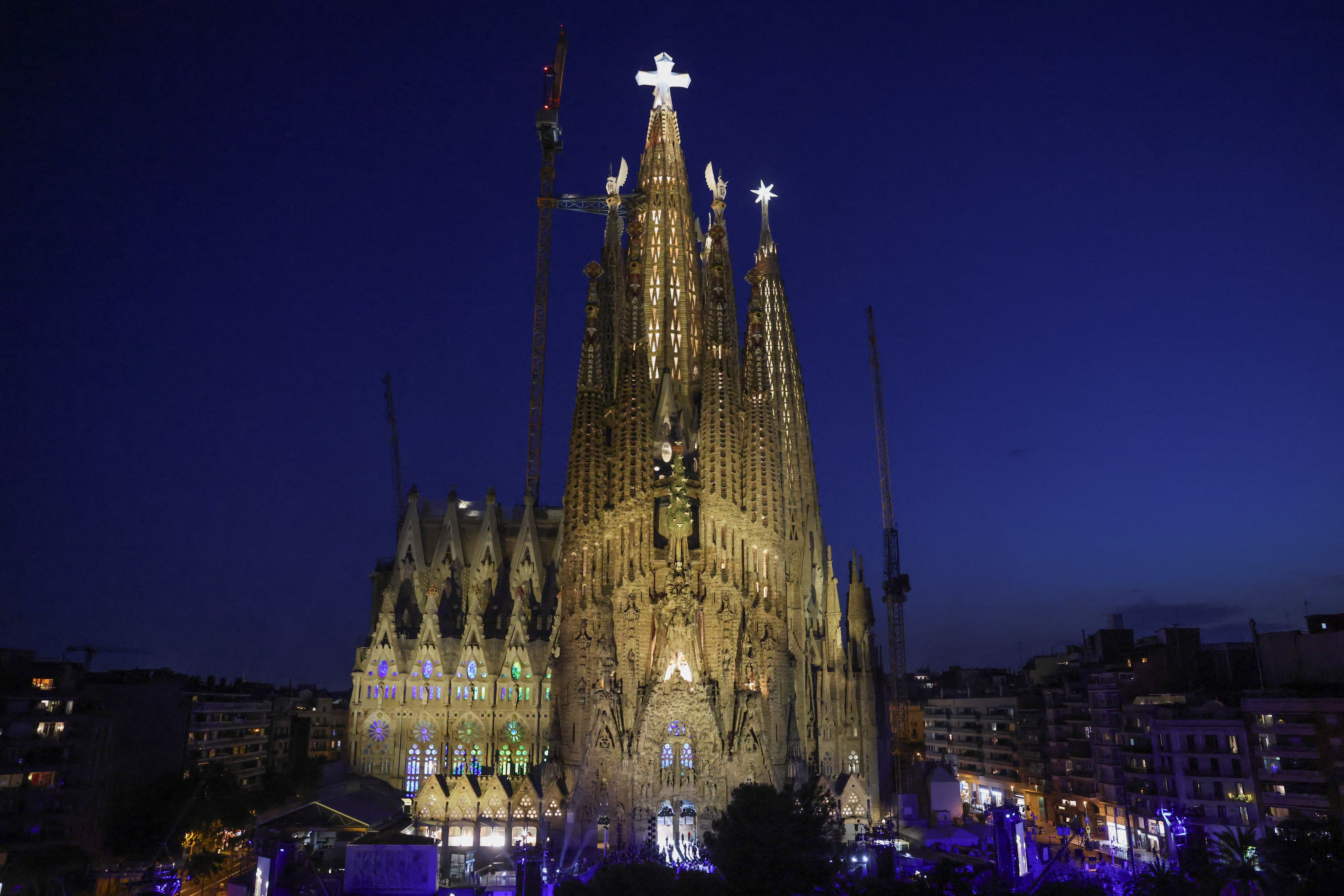 cover President to attend inauguration of Gaudi’s Sagrada Familia tower