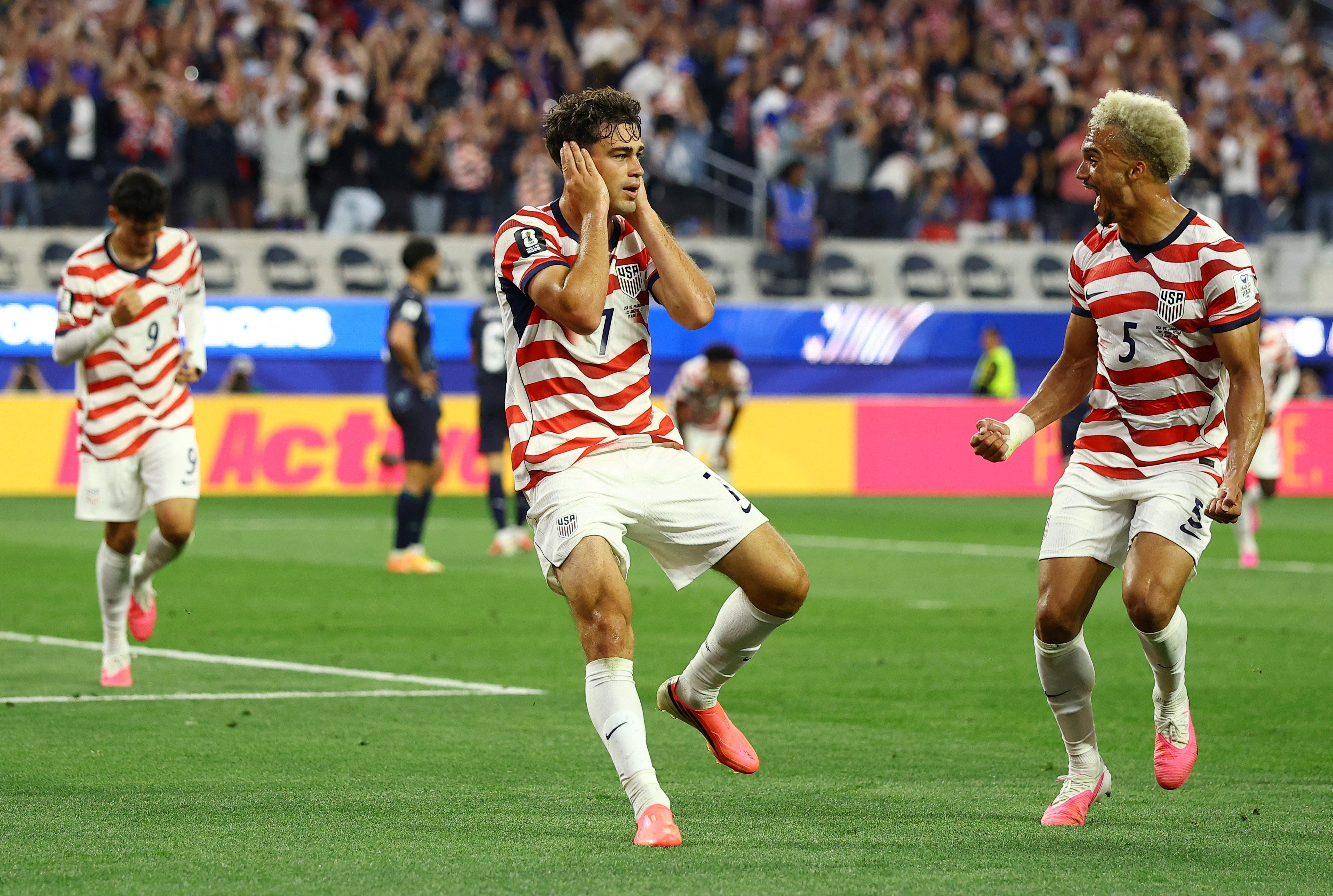 cover US thrash Paraguay 4-1 for dream World Cup start