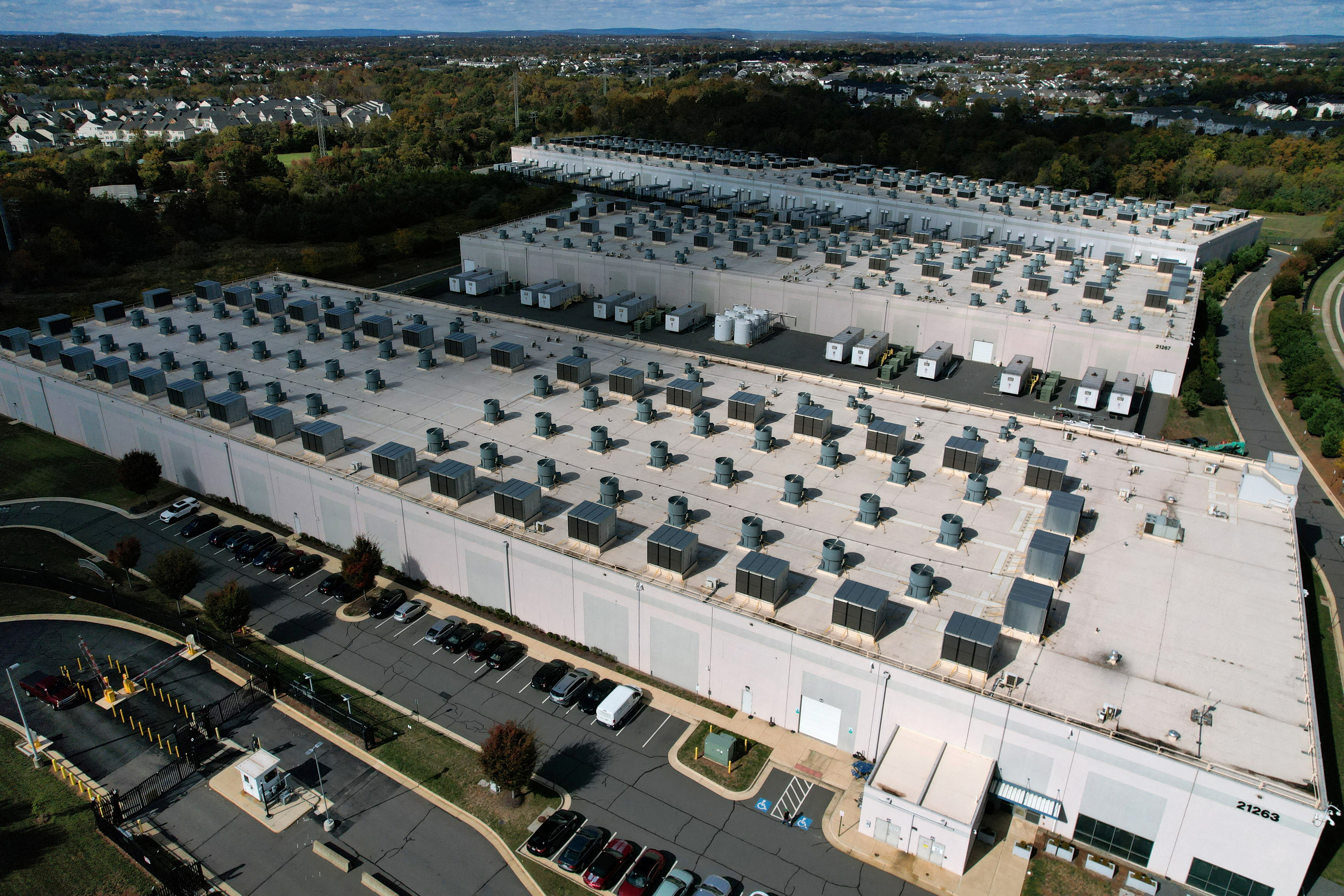cover Amazon to start initial Leo internet service this year as network nears 400 satellites