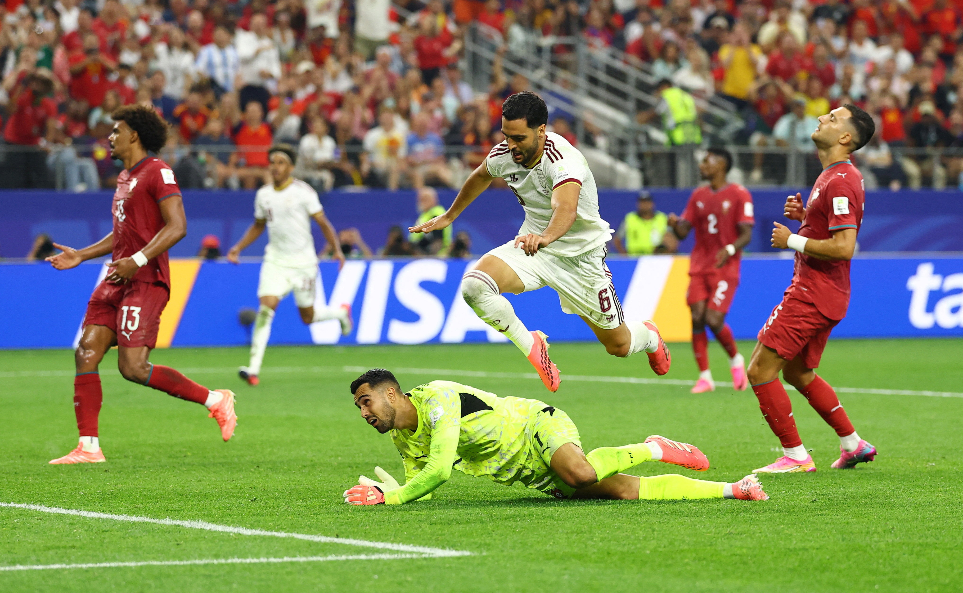 cover Substitute Merino hits late winner as Spain end Ronaldo&#8217;s World Cup career