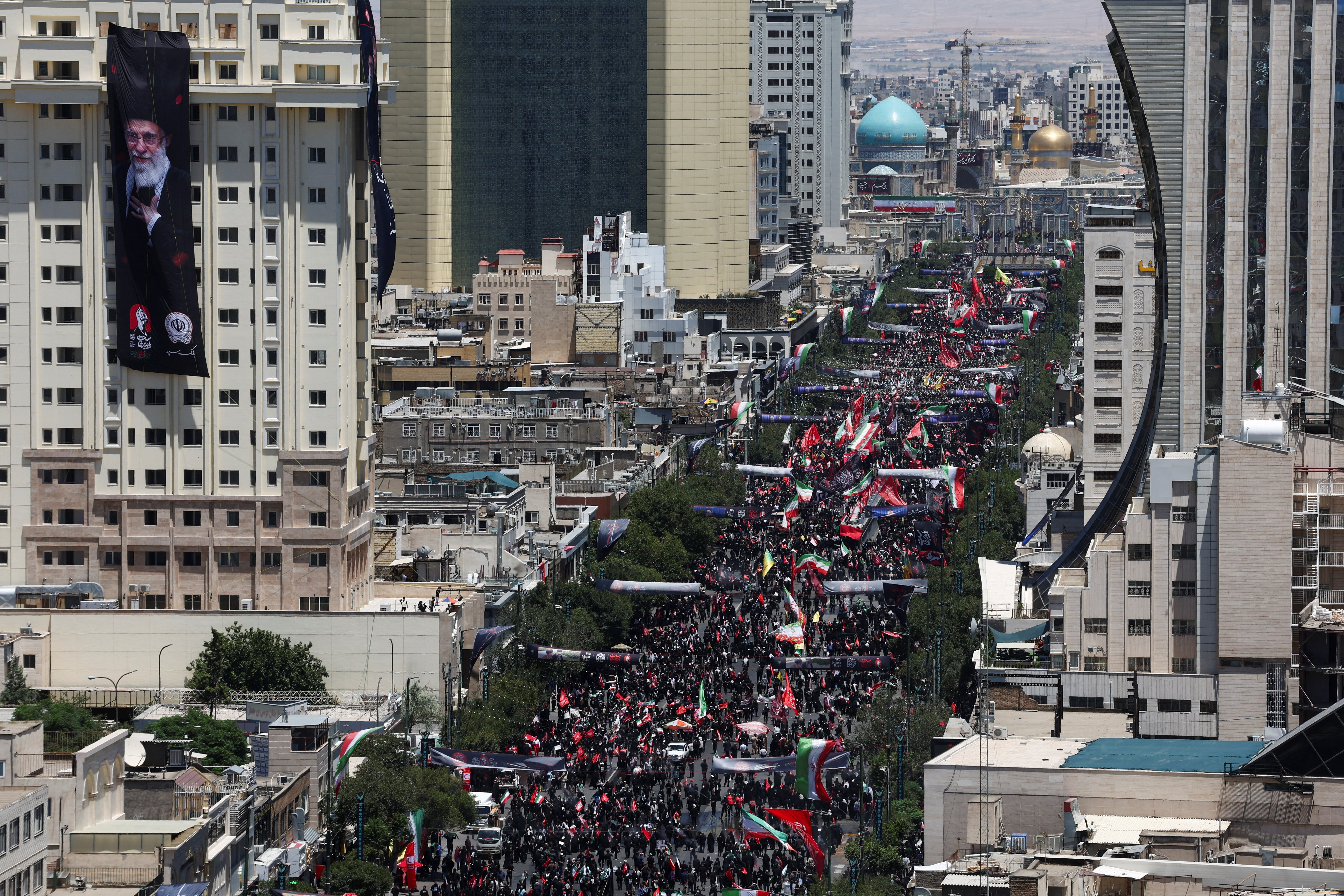 cover Iran to bury slain Supreme Leader in culmination of mass funeral