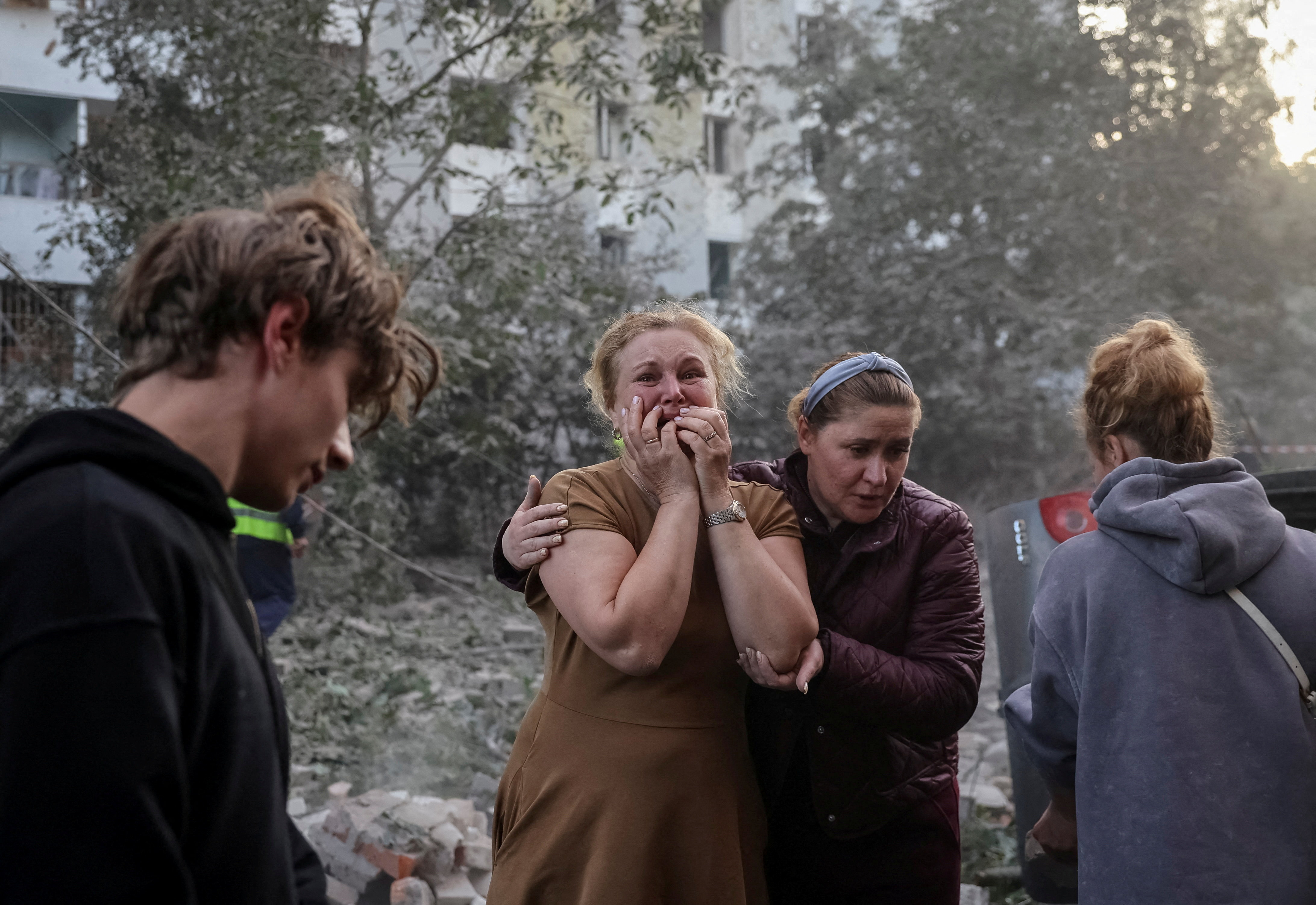 cover Russian strikes on Ukraine kill 13; Poland scrambles fighter jets