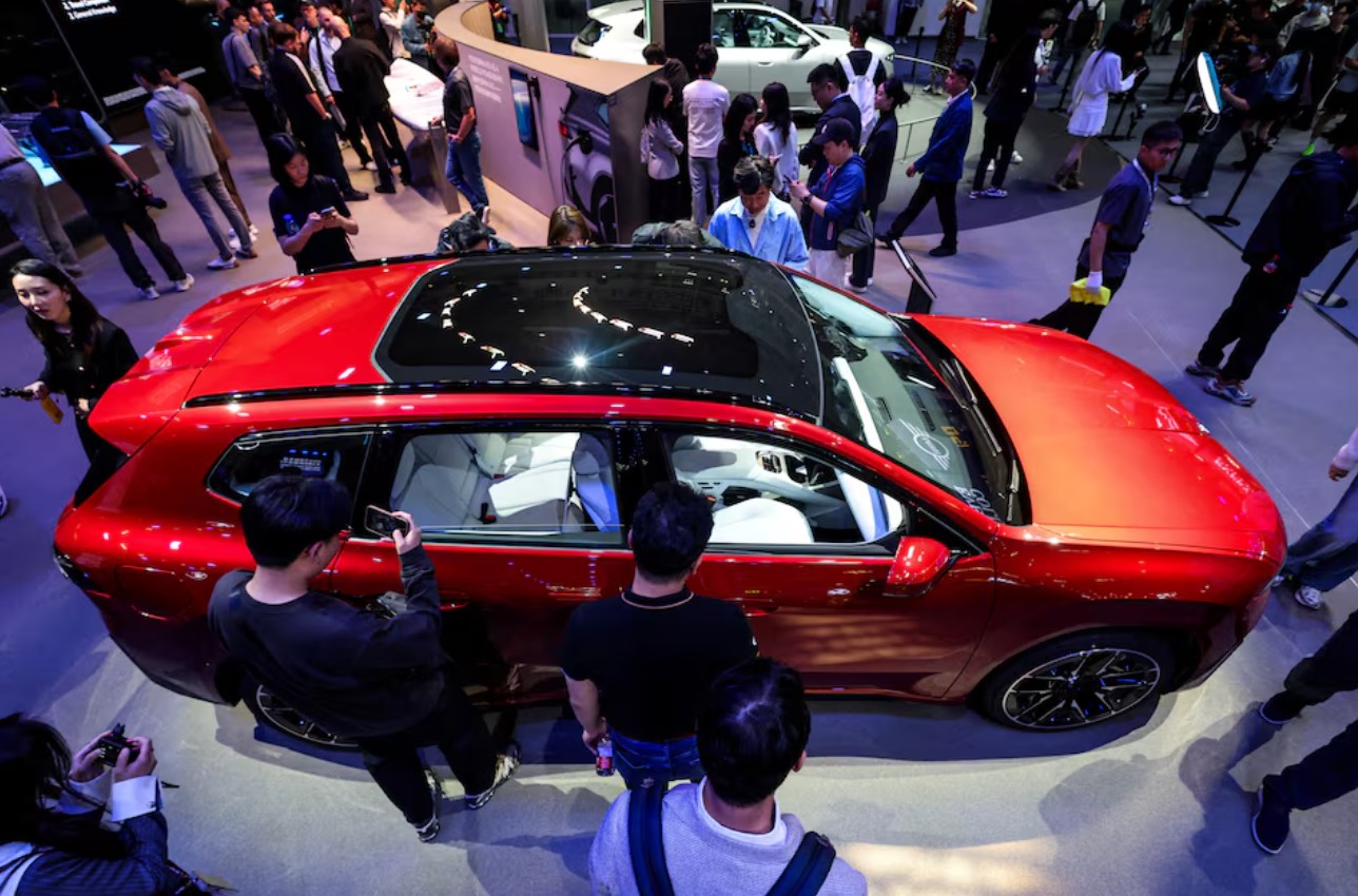 cover German premium carmakers face challenge in global electric vehicle race