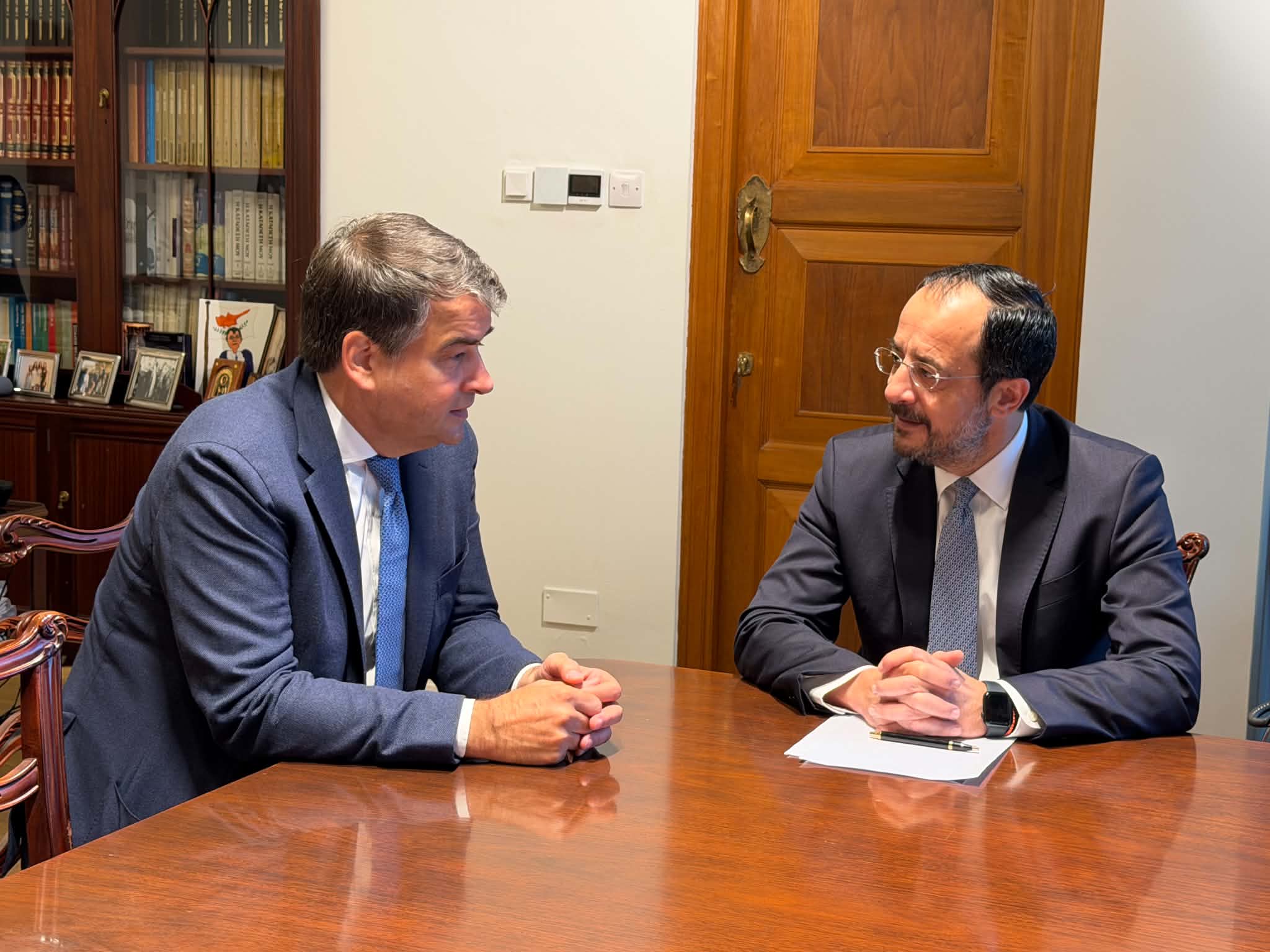 cover President meets with Fitto at the presidential palace