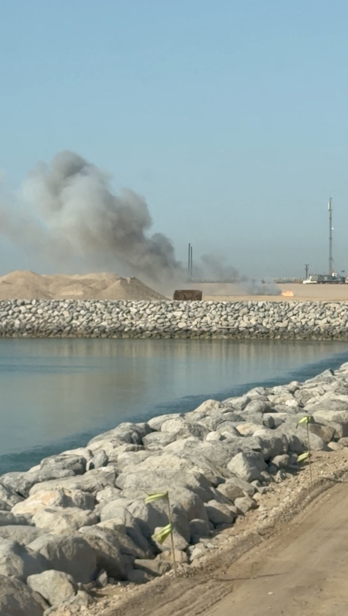 cover Iraqi oil loadings briefly suspended after drone hits tanker at Basra, sources say
