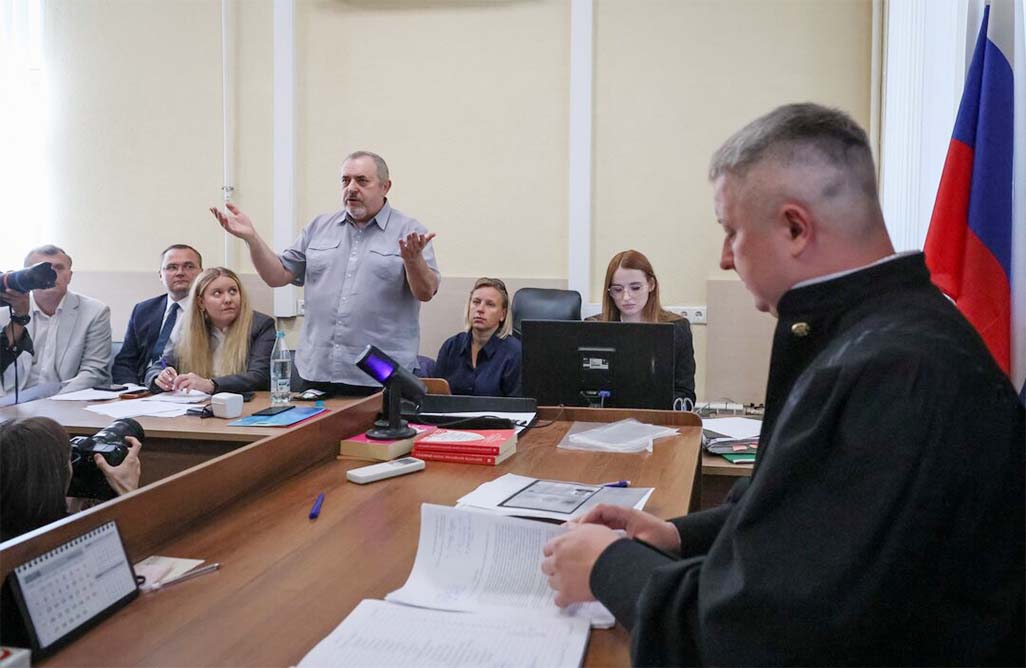image Russian courts target two outspoken critics of war in Ukraine