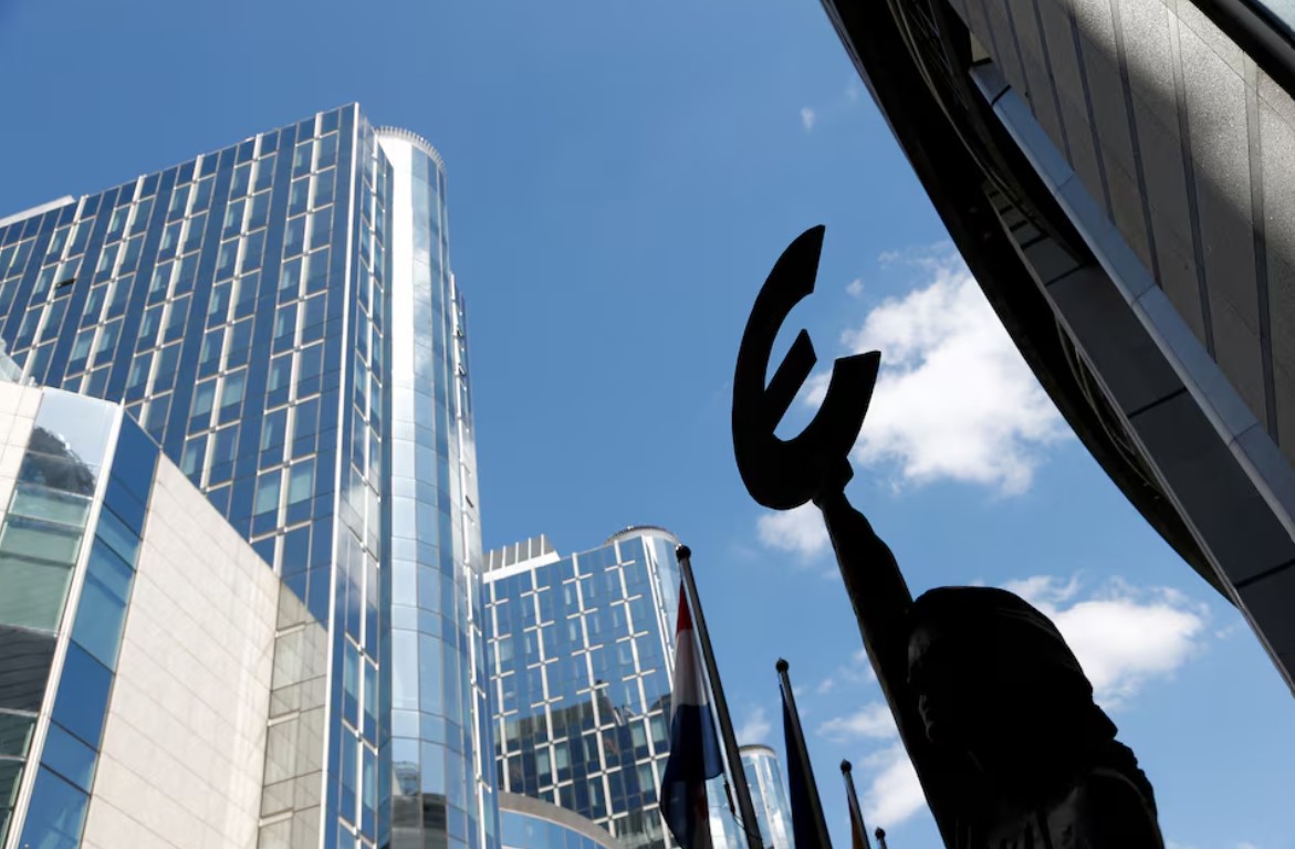 cover EU sets October 2027 deadline for single-day trade settlement shift