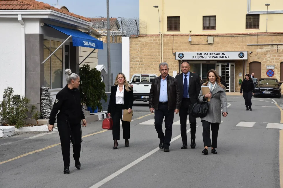 cover Prison guards accuse Fitiris of publicity stunt visit