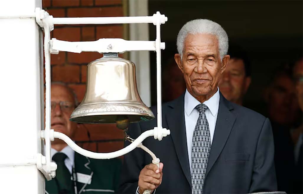 image Tributes pour in for cricket great Sobers after death at 89