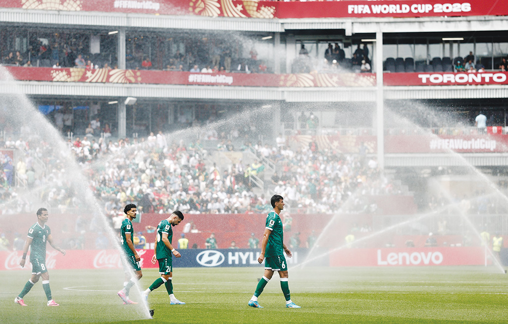 cover ‘Heat dome’ threatens sweltering conditions for World Cup fans and players