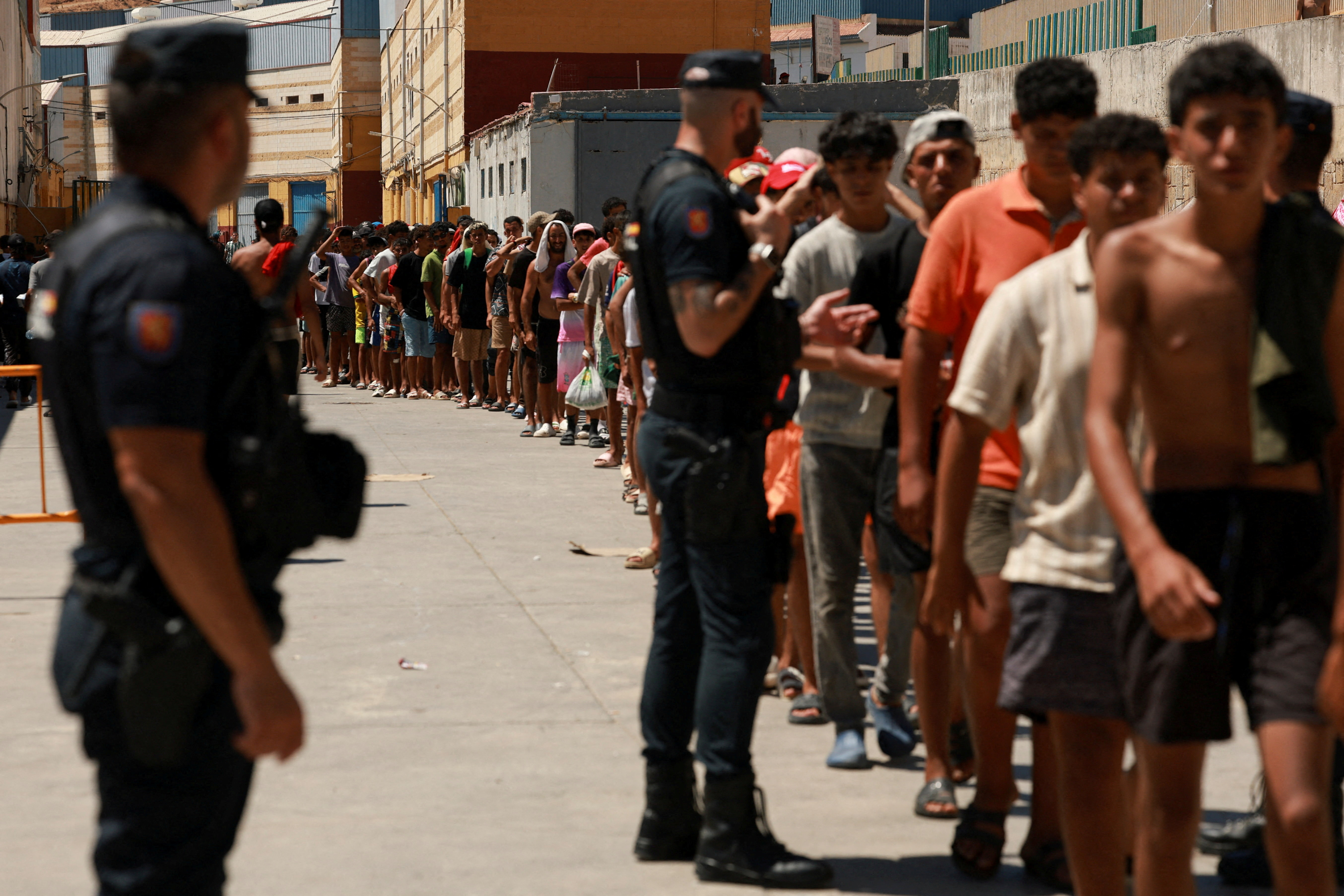 image Italy defies Spanish demand to lift border curbs over Ceuta crisis