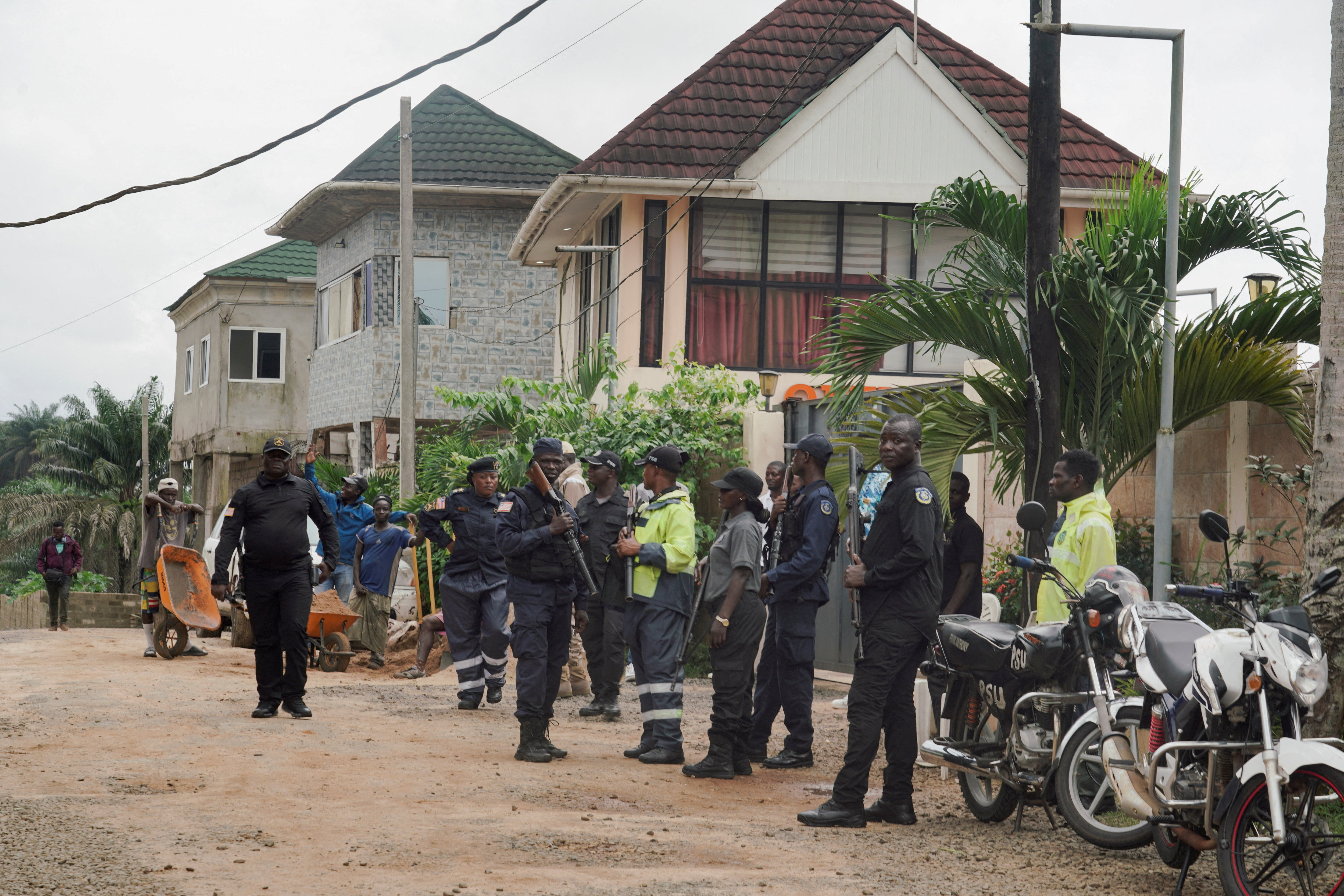 cover Migrants flown to Equatorial Guinea after resisting Liberia deportation under Trump deal, sources say