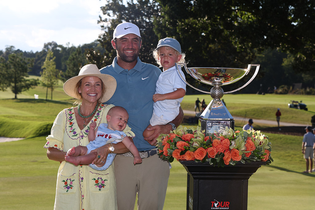 cover Scheffler wins 2nd FedEx Cup title, passes Tiger on money list