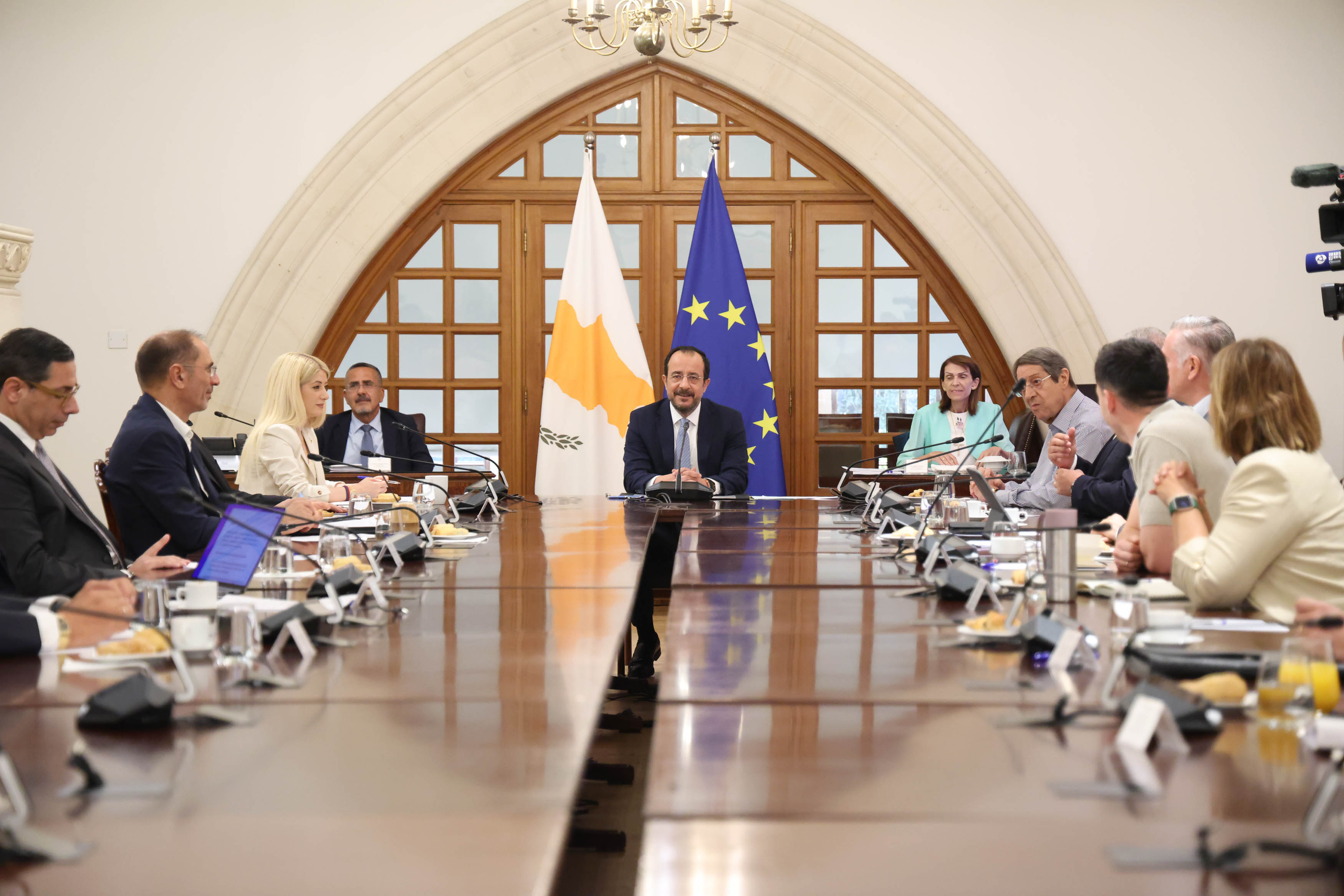 cover Christodoulides ‘ready’ for weekly meetings with Erhurman