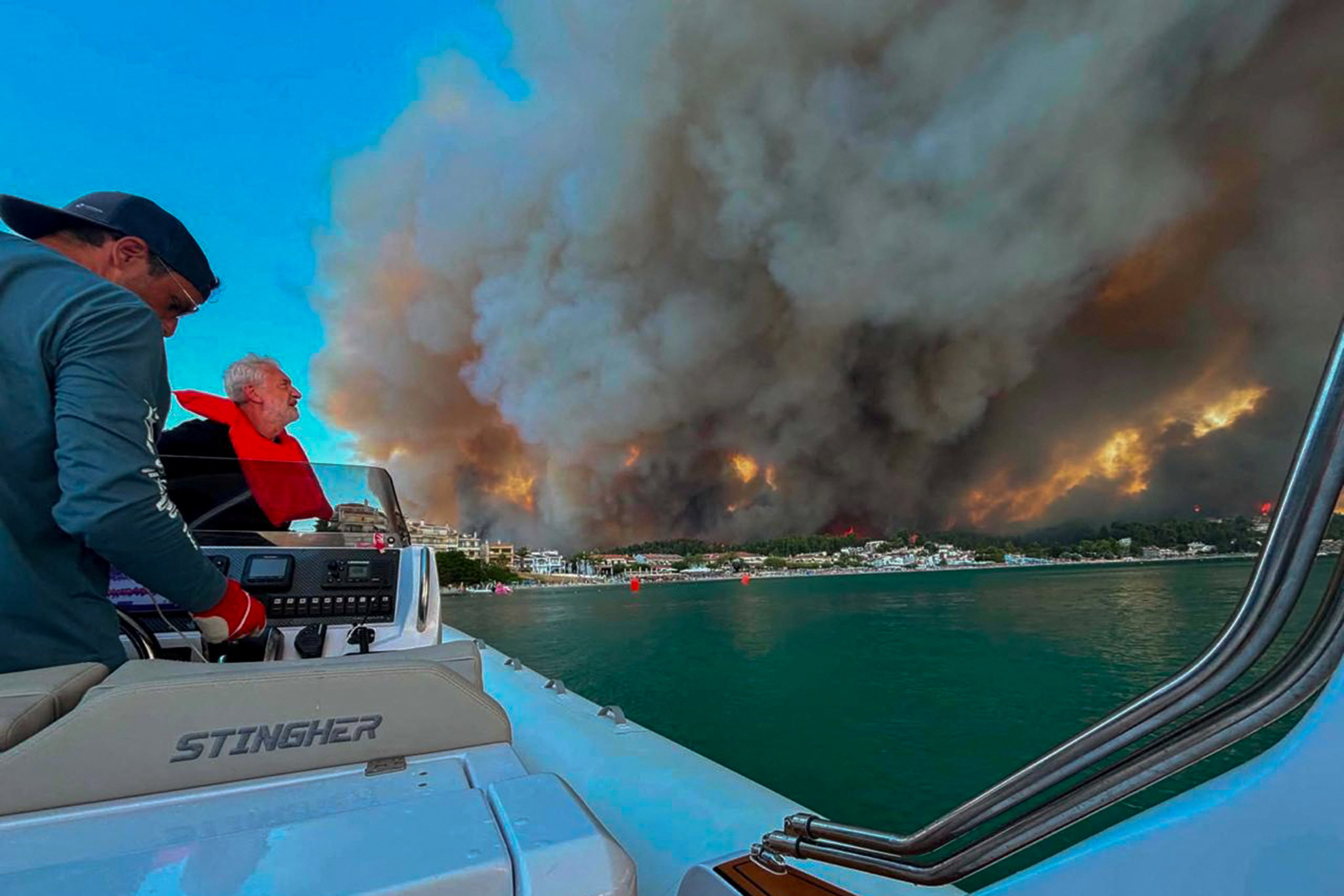 image Hundreds evacuated from resorts in Greece, Croatia as wildfires stretch across Europe