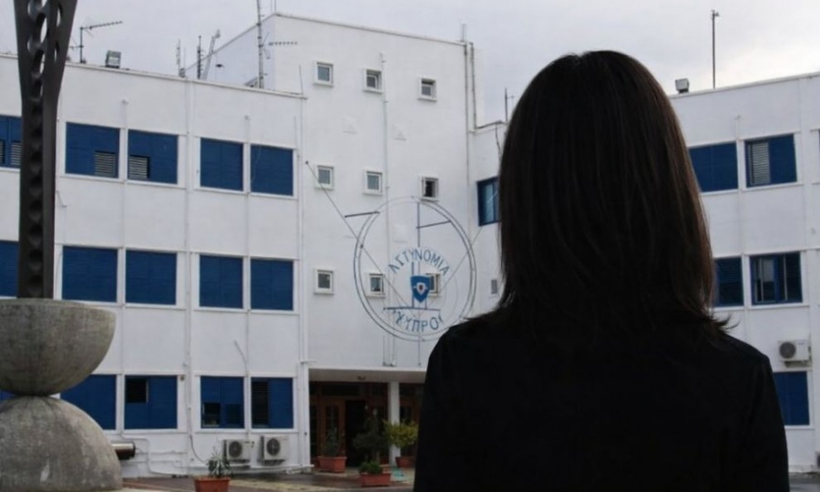 cover &#8216;Sandy&#8217; again questions evidence she once admitted fabricating