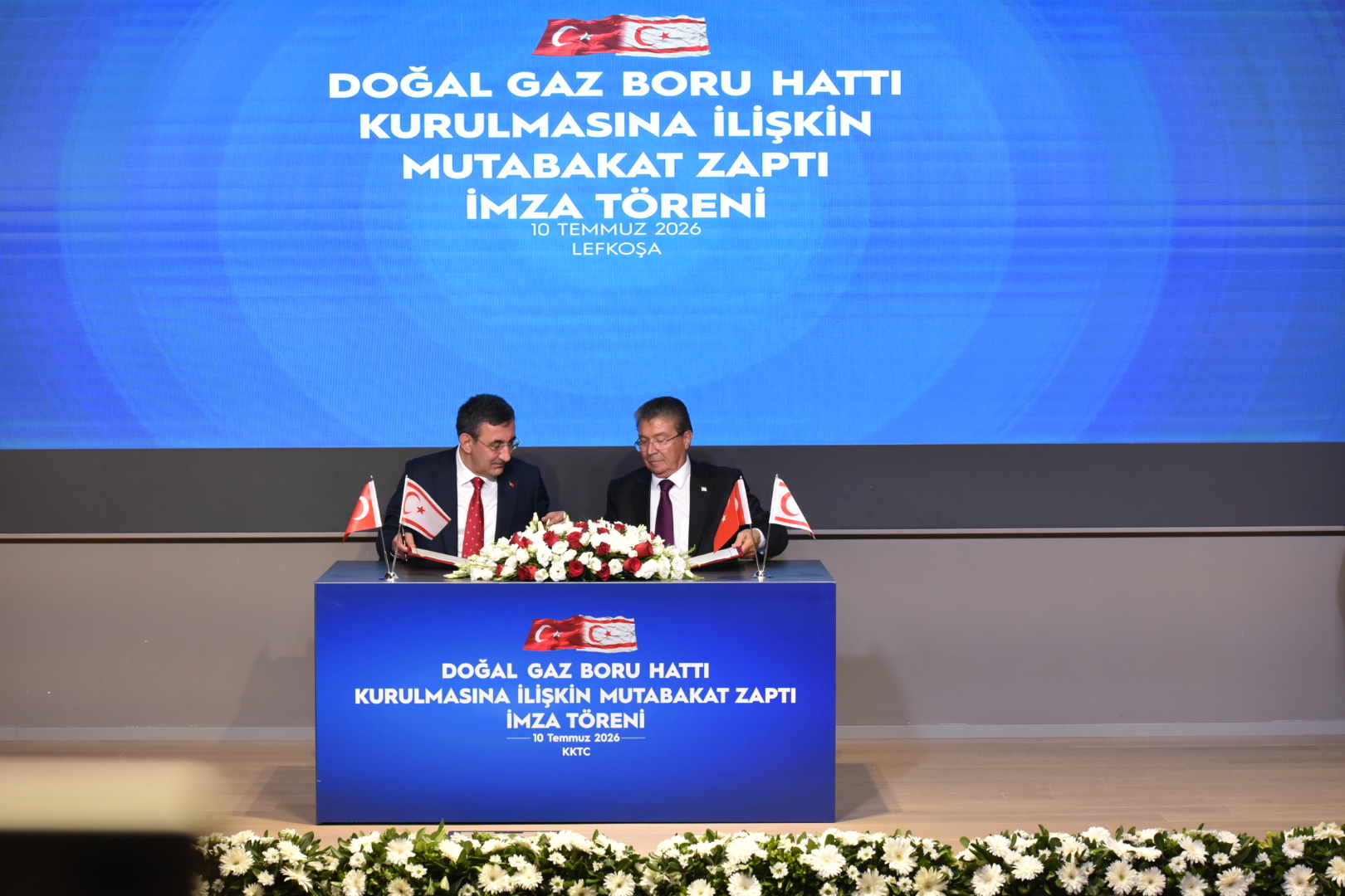 cover Turkey issues navtex for Cyprus gas pipeline seabed surveys