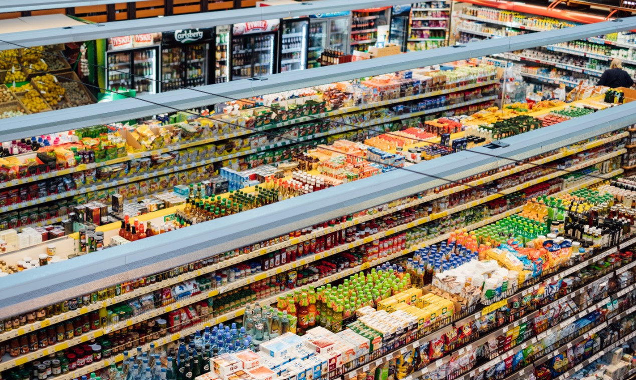 cover Cyprus shoppers turn selective as summer retail sales hold strong