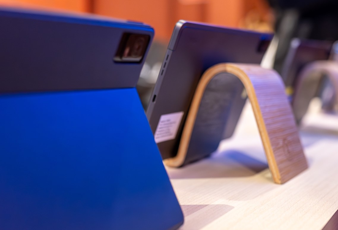 cover Global tablet market drops 10 per cent as component shortages bite