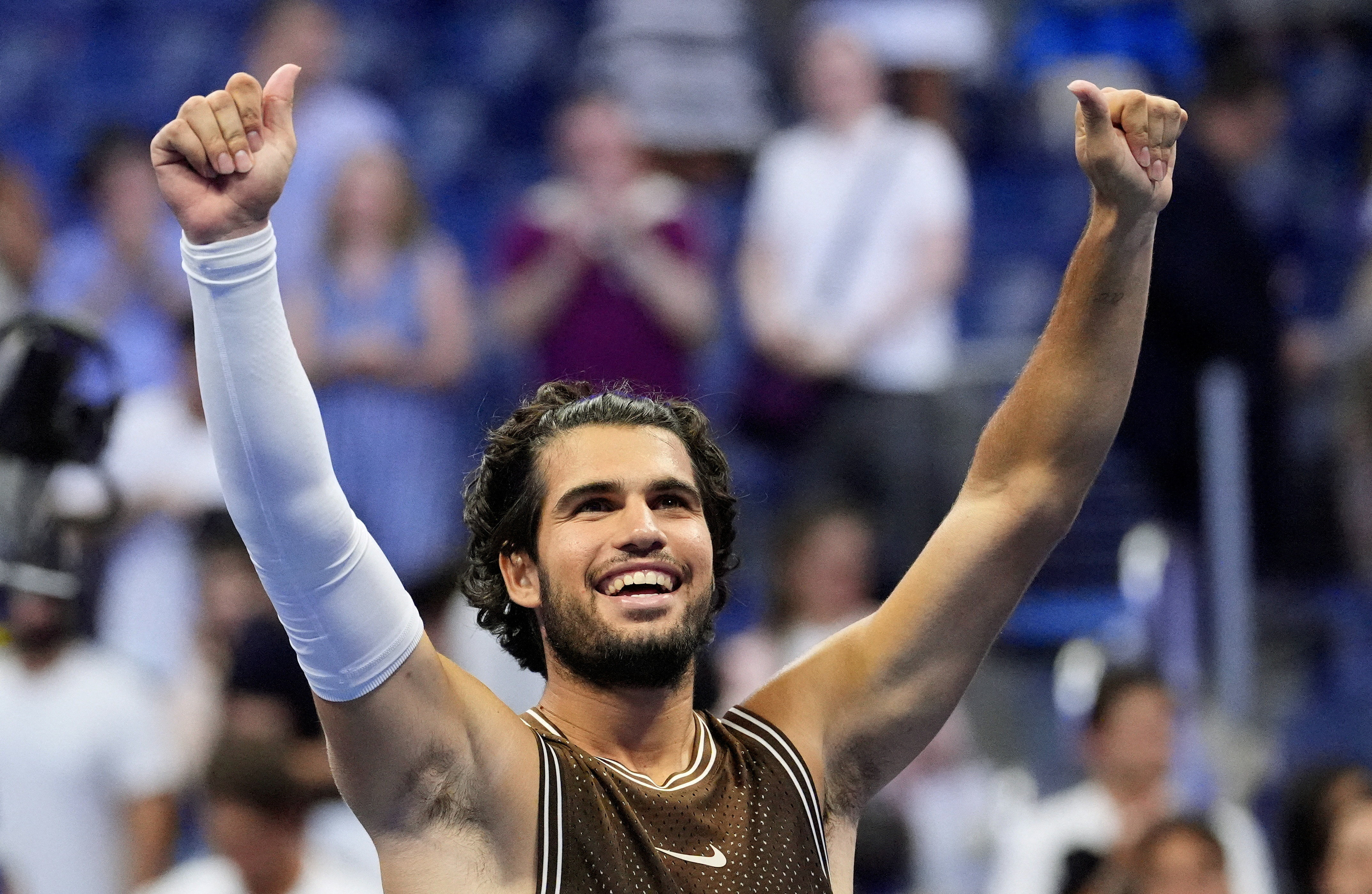 cover Alcaraz passes injury test as Sabalenka cruises at US Open