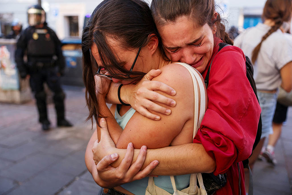 image Dramatic eviction of 87-year-old Madrid tenant spotlights Spain&#8217;s housing crisis