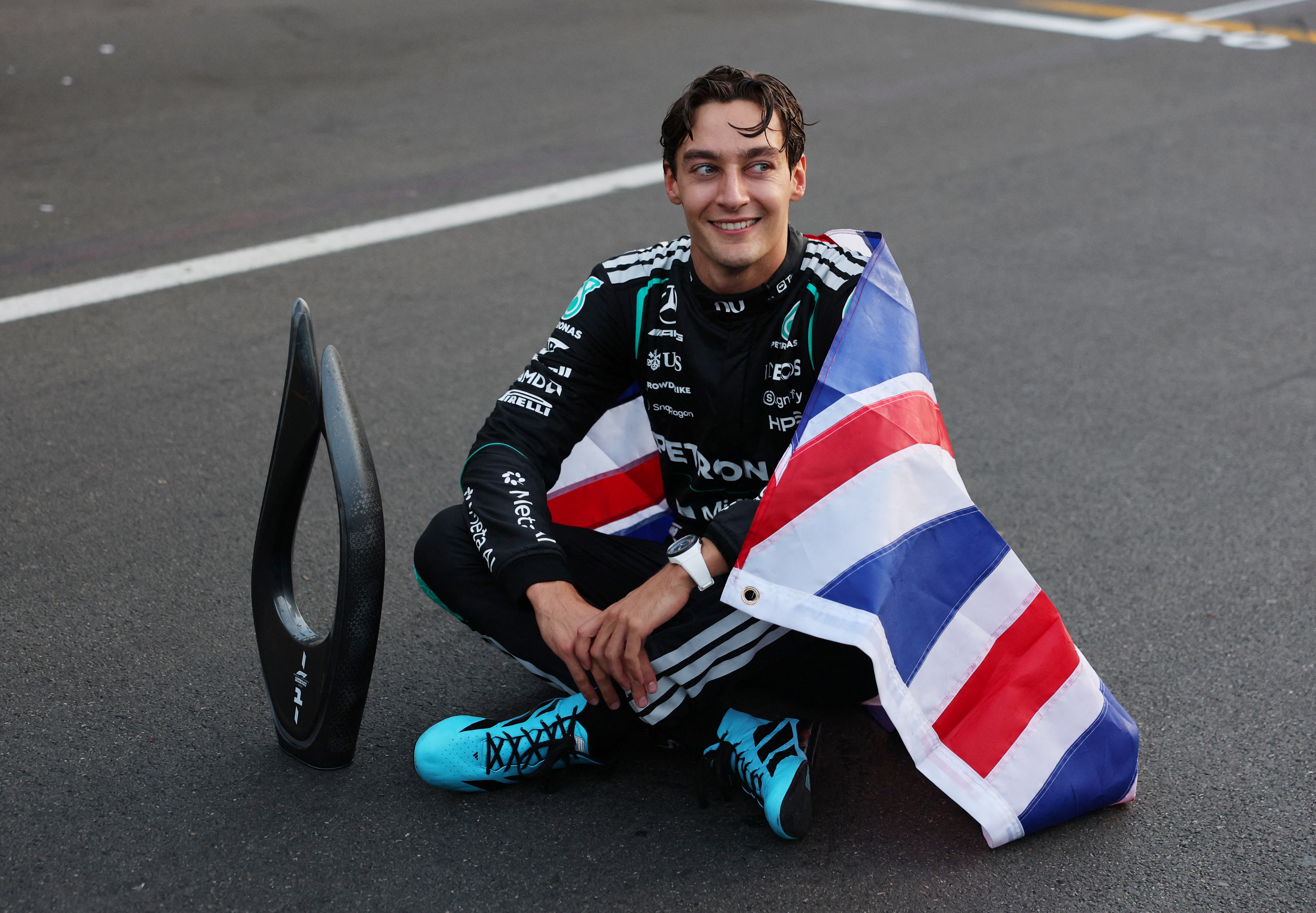 cover Revitalised Russell says he can fight for victory week-in, week-out