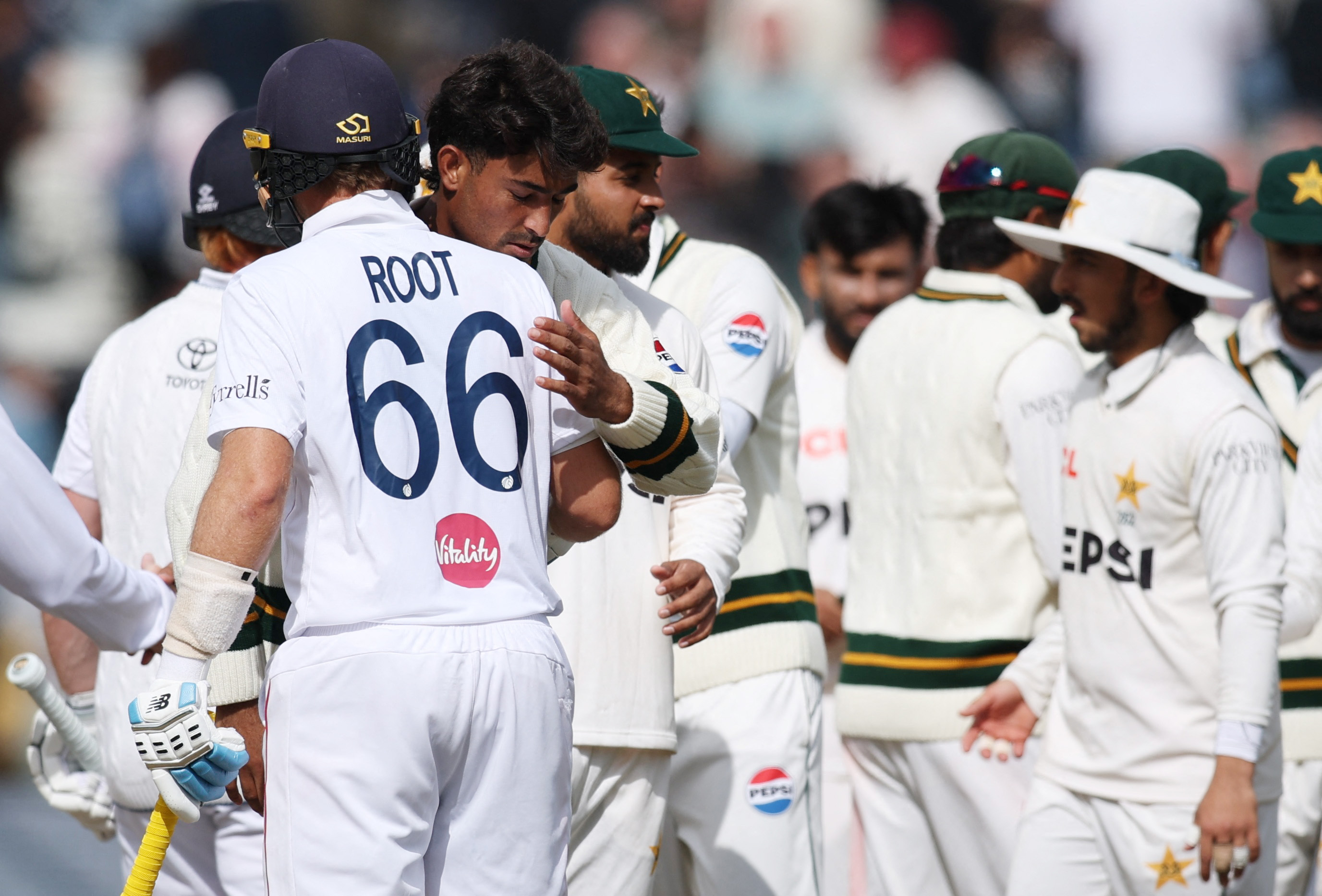 cover Root takes charge, guiding England to series whitewash over Pakistan