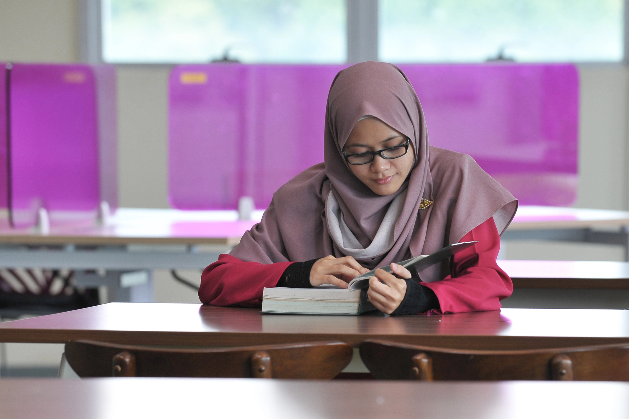 image Austria&#8217;s headscarf ban for under-14s faces first test in schools