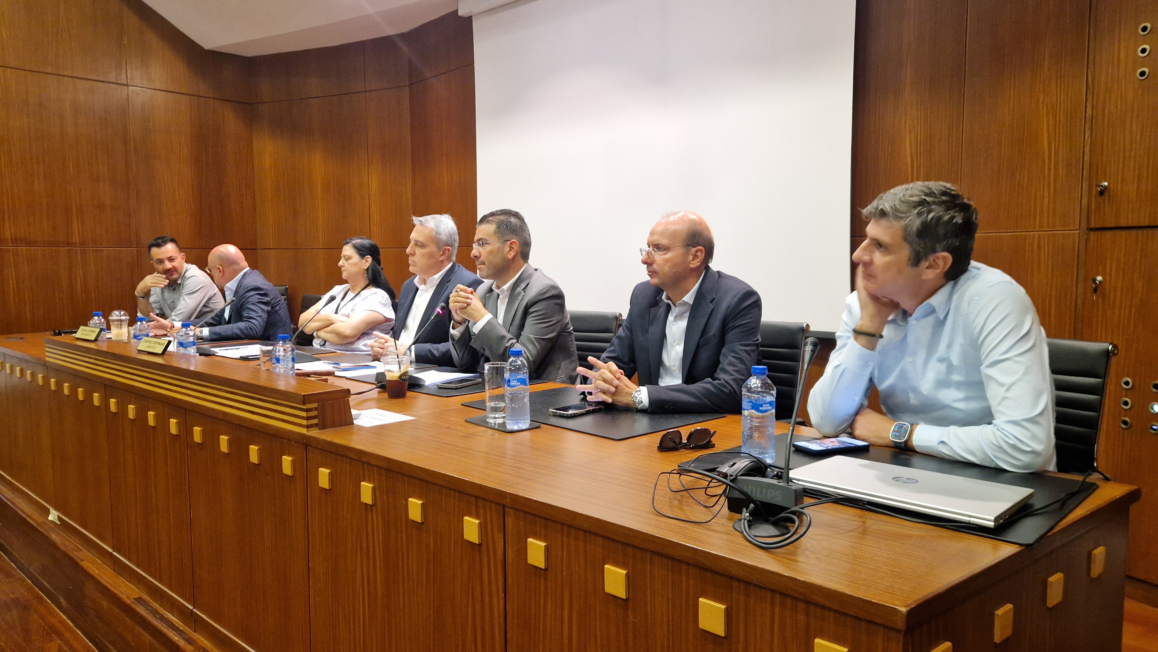 cover Strovolos raises roads, housing and waste concerns
