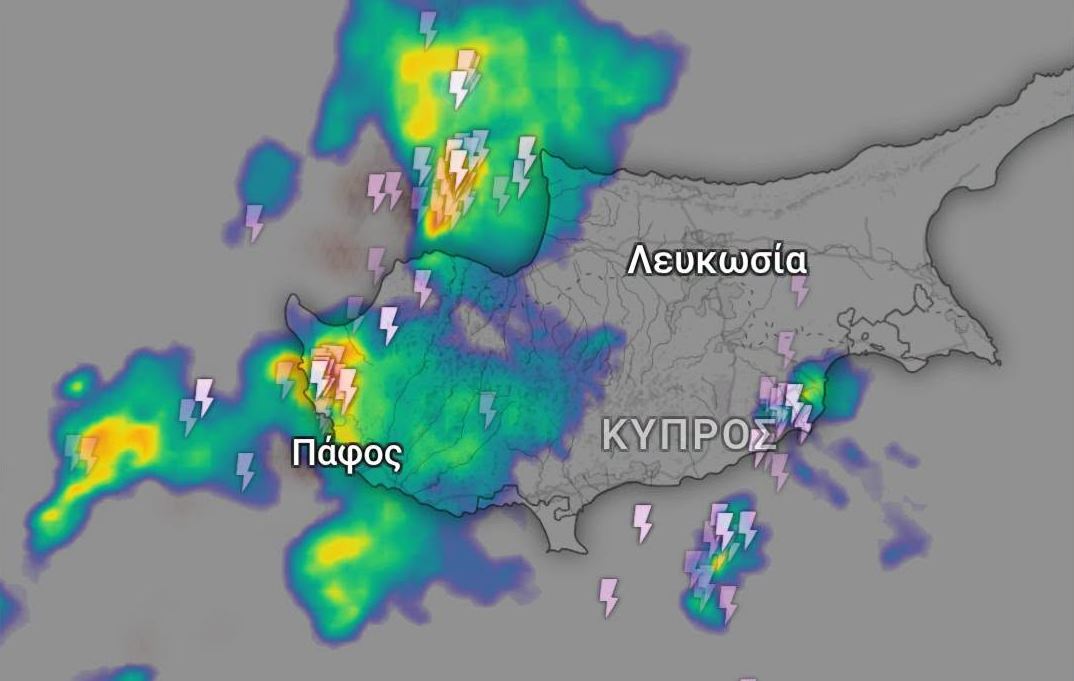 cover Thunderstorms hit across the island