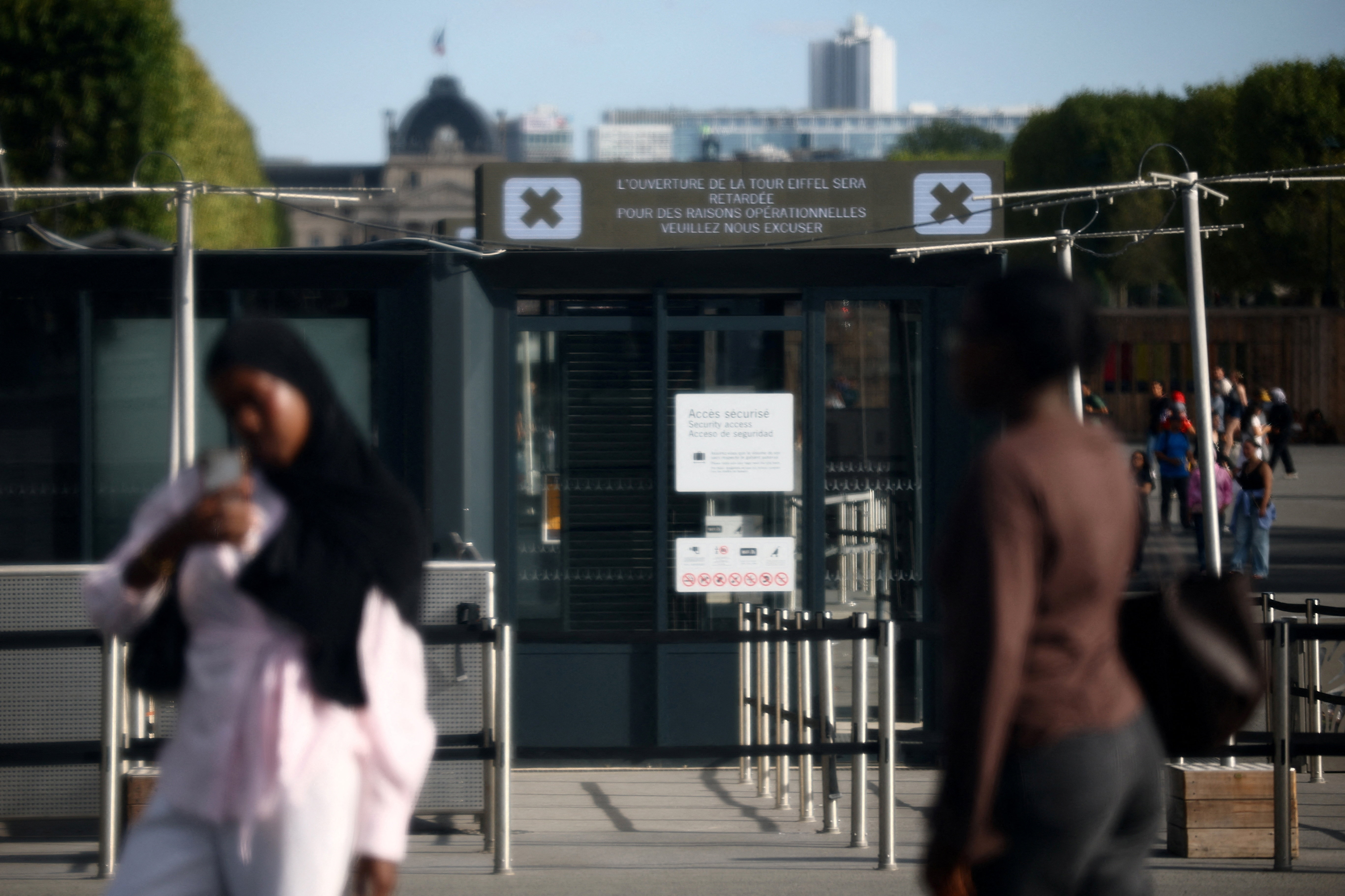 cover Eiffel Tower staff protest after female workers told to step aside