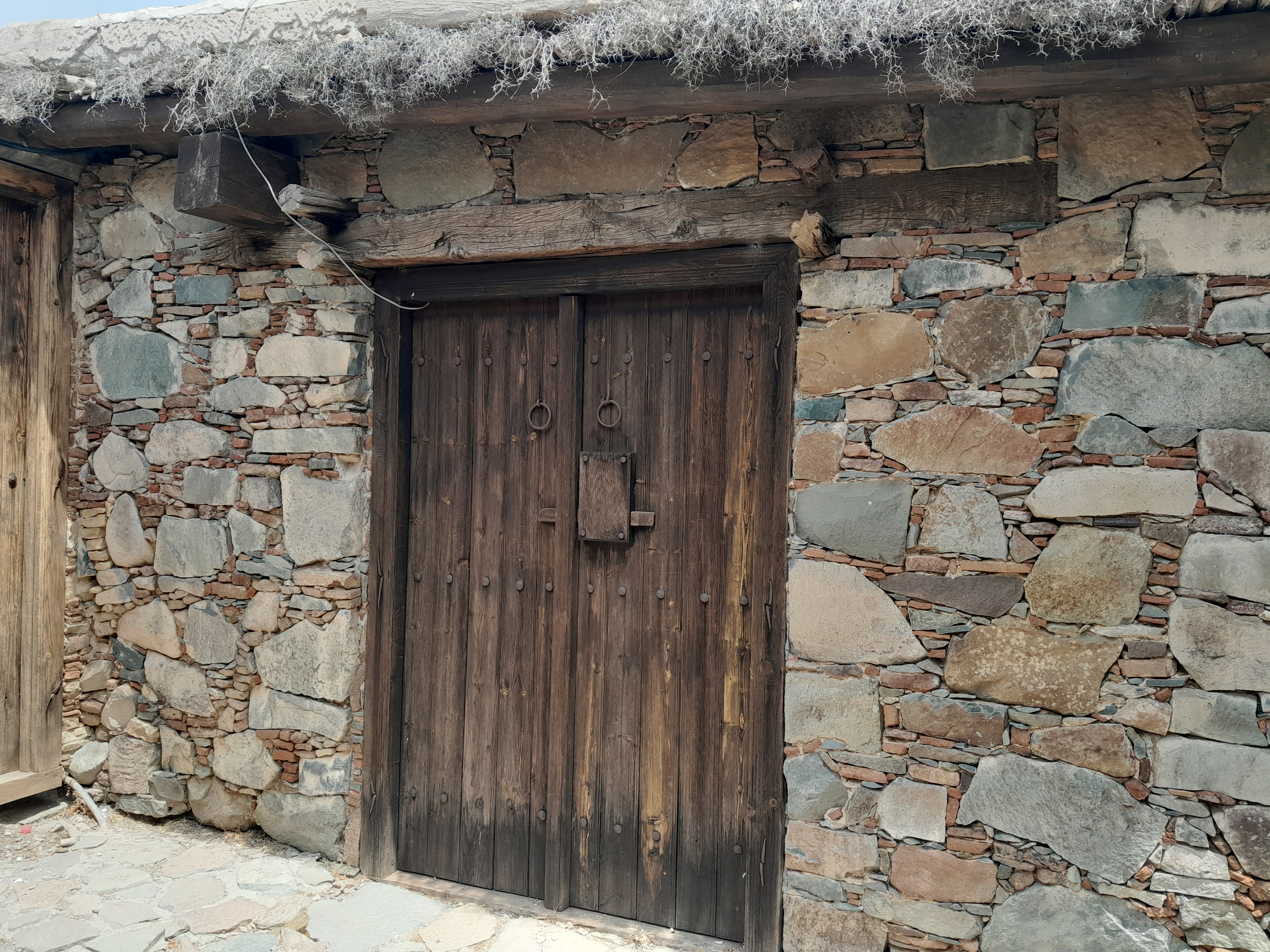 cover Cyprus’ traditional doors reveal the stories behind old homes
