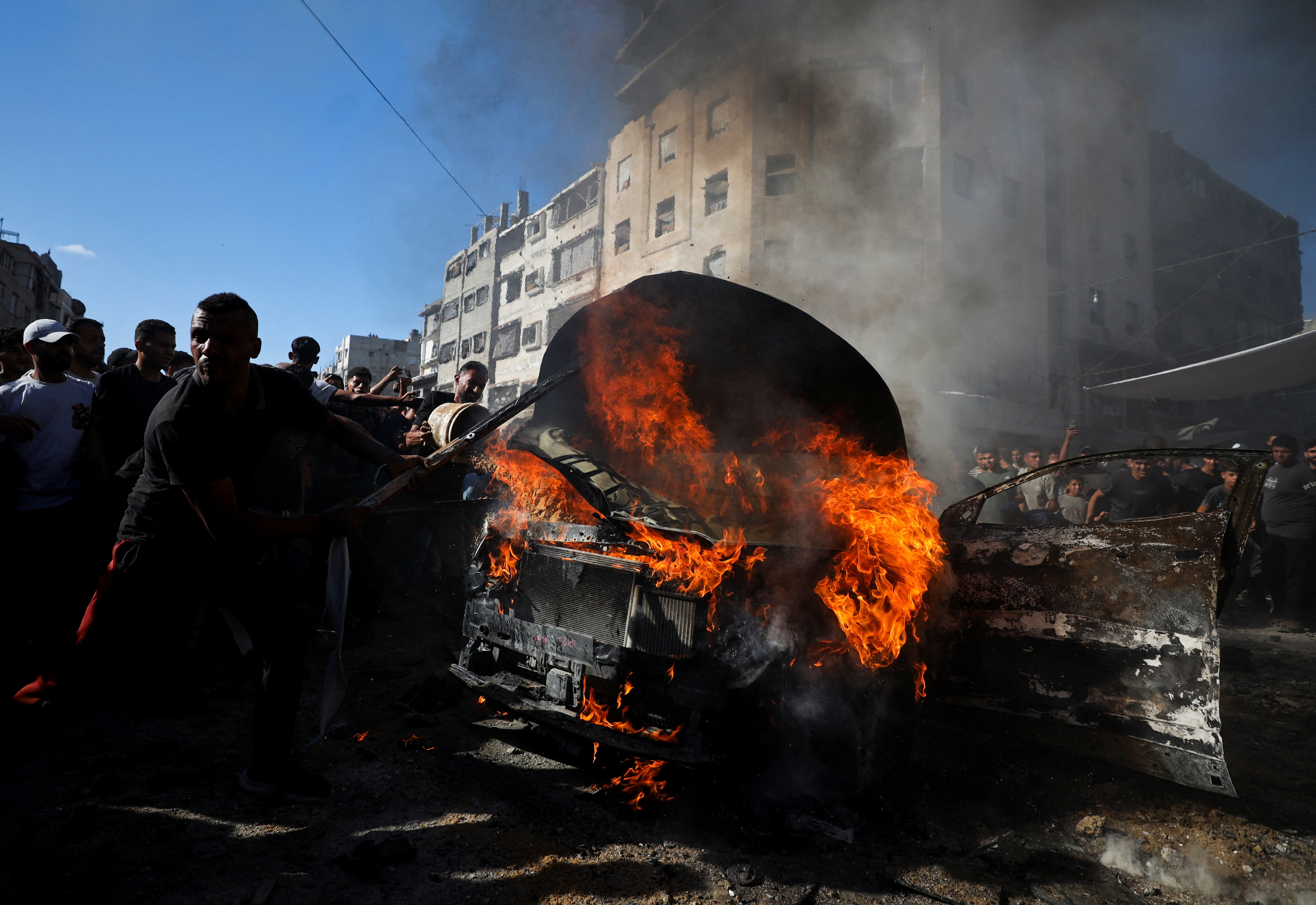 image Israeli strikes kill three people in Gaza, medics say