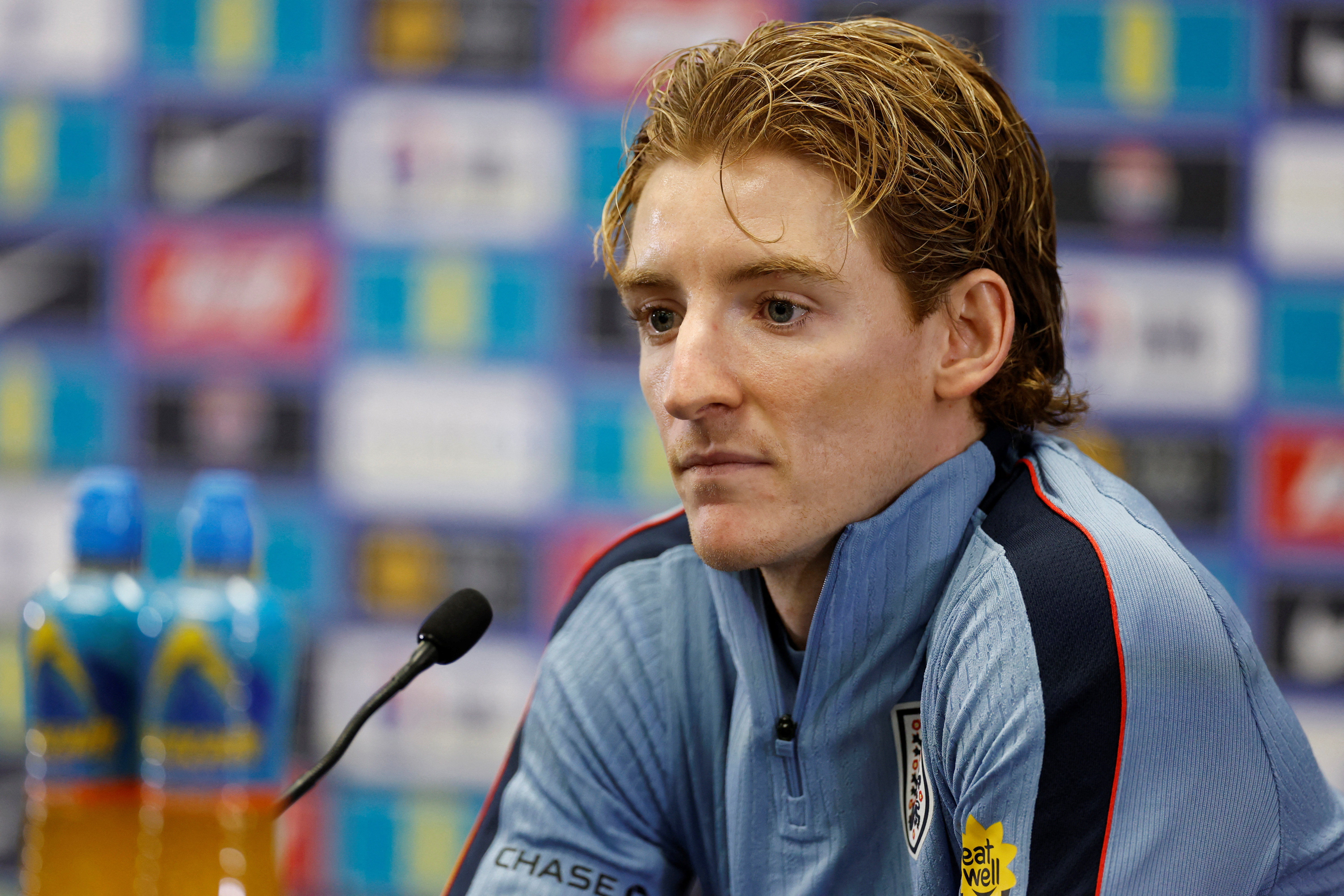 cover England should play to strengths instead of copying Spain&#8217;s template, says Gordon