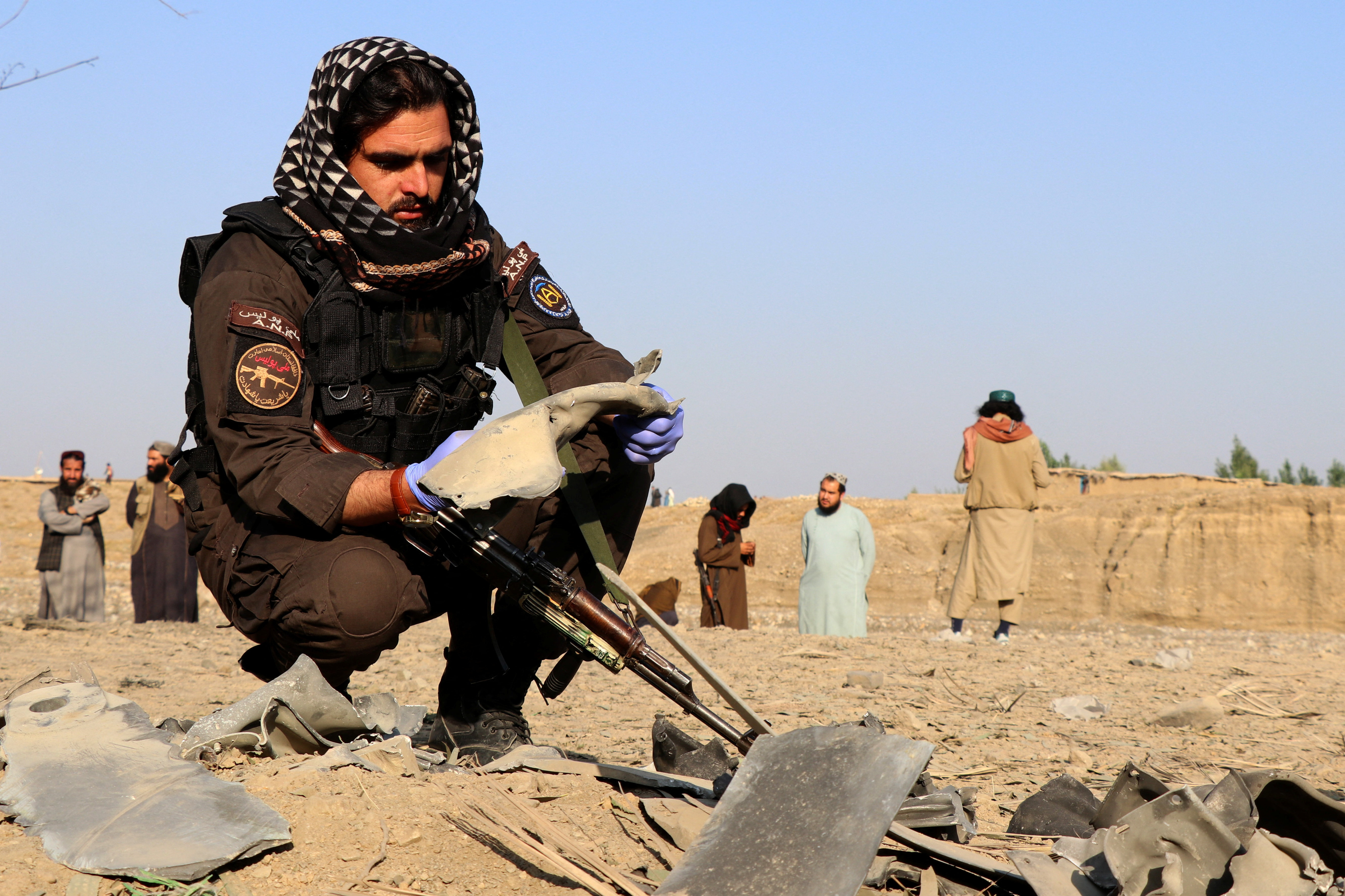 cover Pakistan air strikes kill four civilians in Afghanistan, Kabul says 