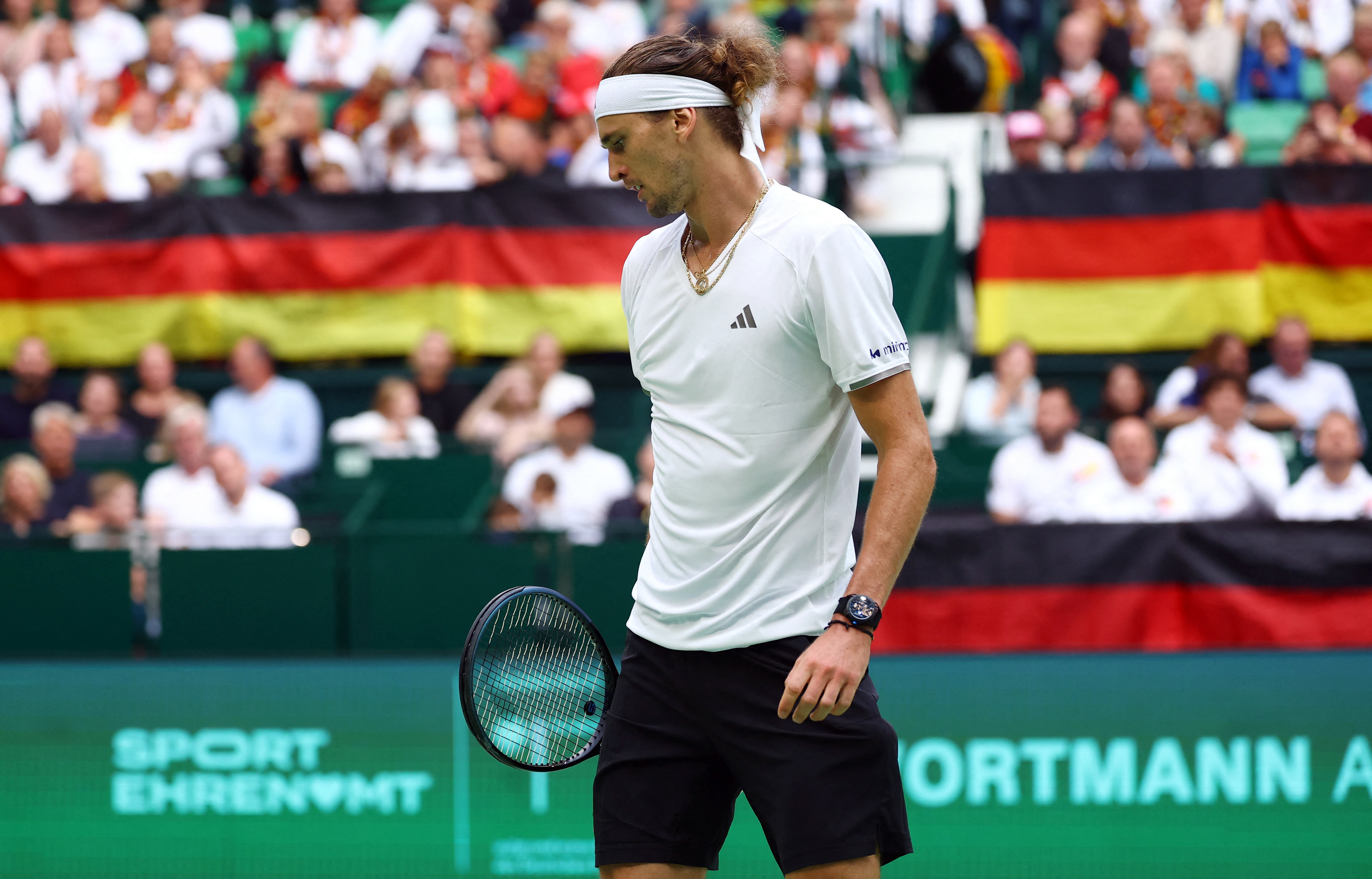 cover &#8216;What the heck?&#8217; Alcaraz quizzes Zverev about US Open championship point