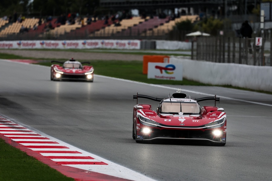 cover Double victory, world title for TOYOTA RACING in Barcelona