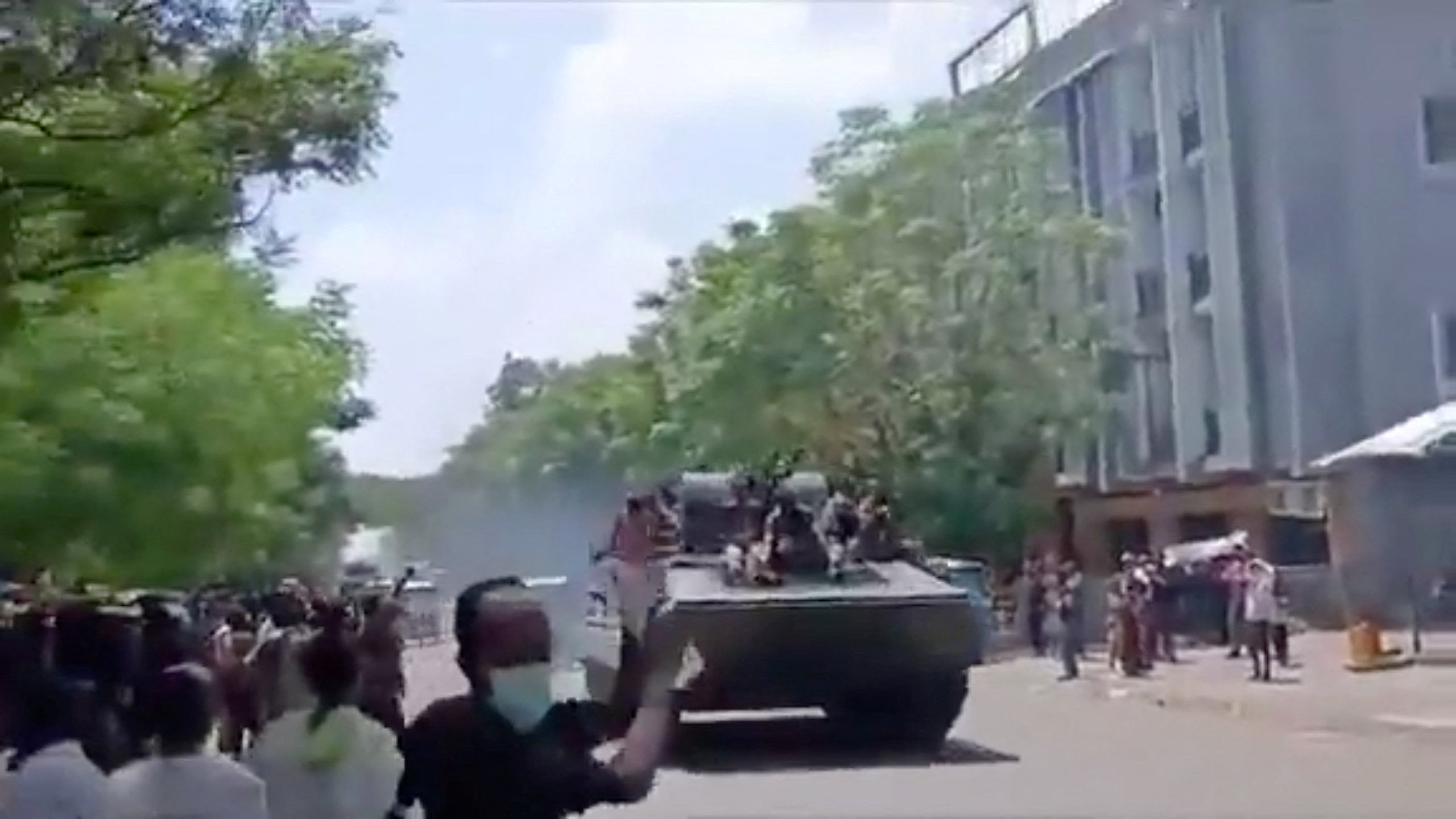 cover Explosions heard overnight in Ethiopia&#8217;s capital, diplomatic sources say