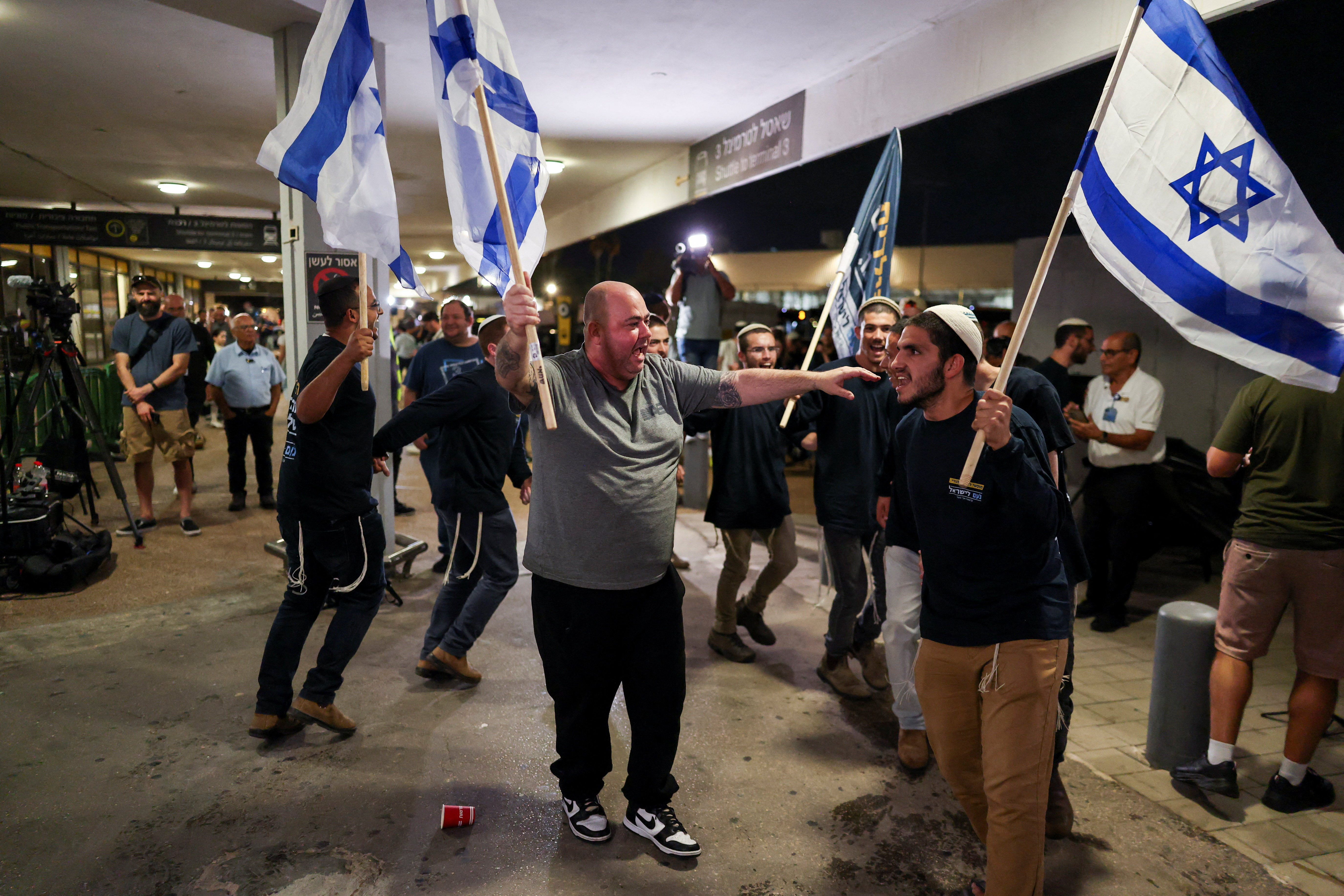cover Israel vows to get to &#8216;root&#8217; of flydubai attack, UAE launches investigation