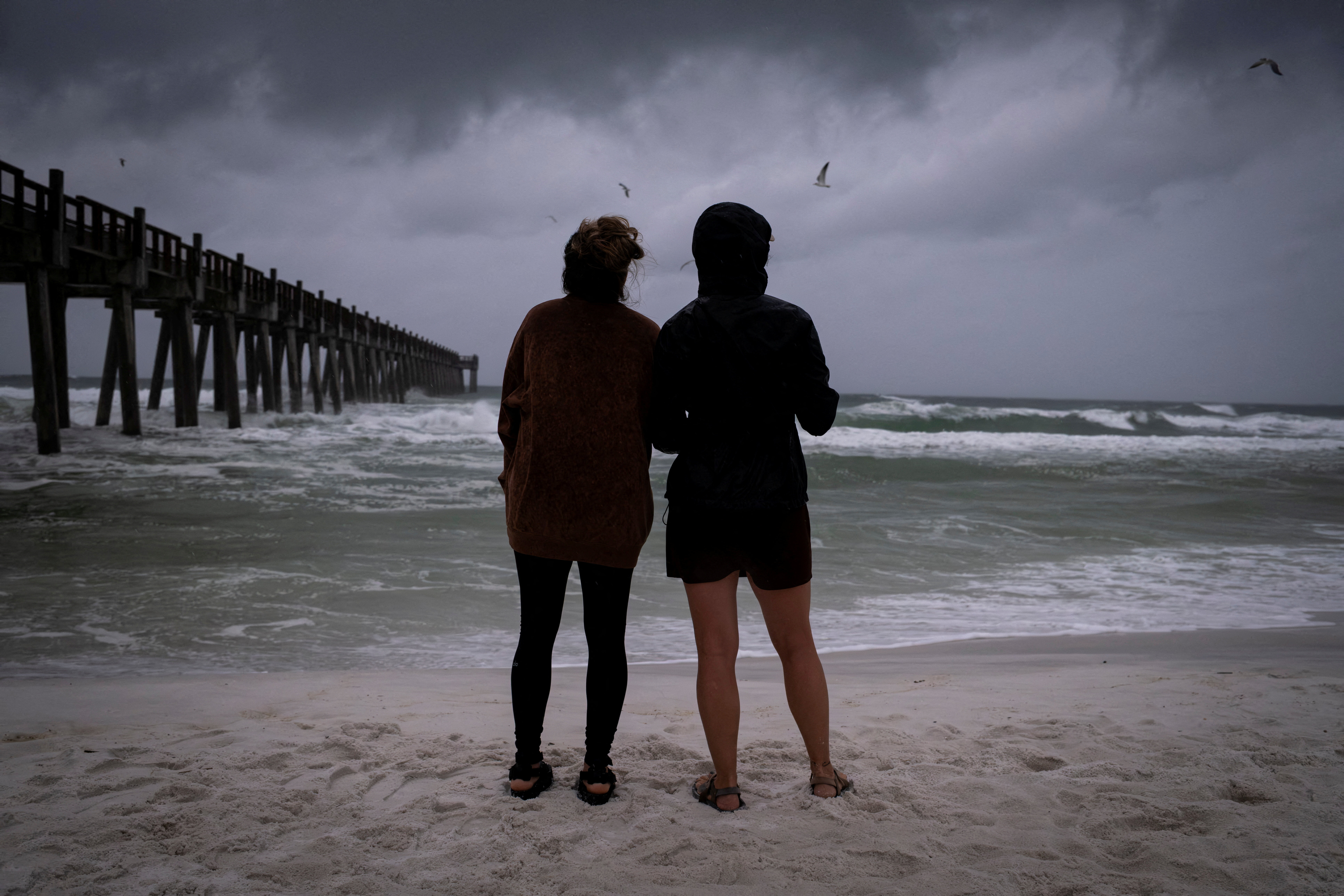 cover Isaias kills two, leaves thousands without power after landfall