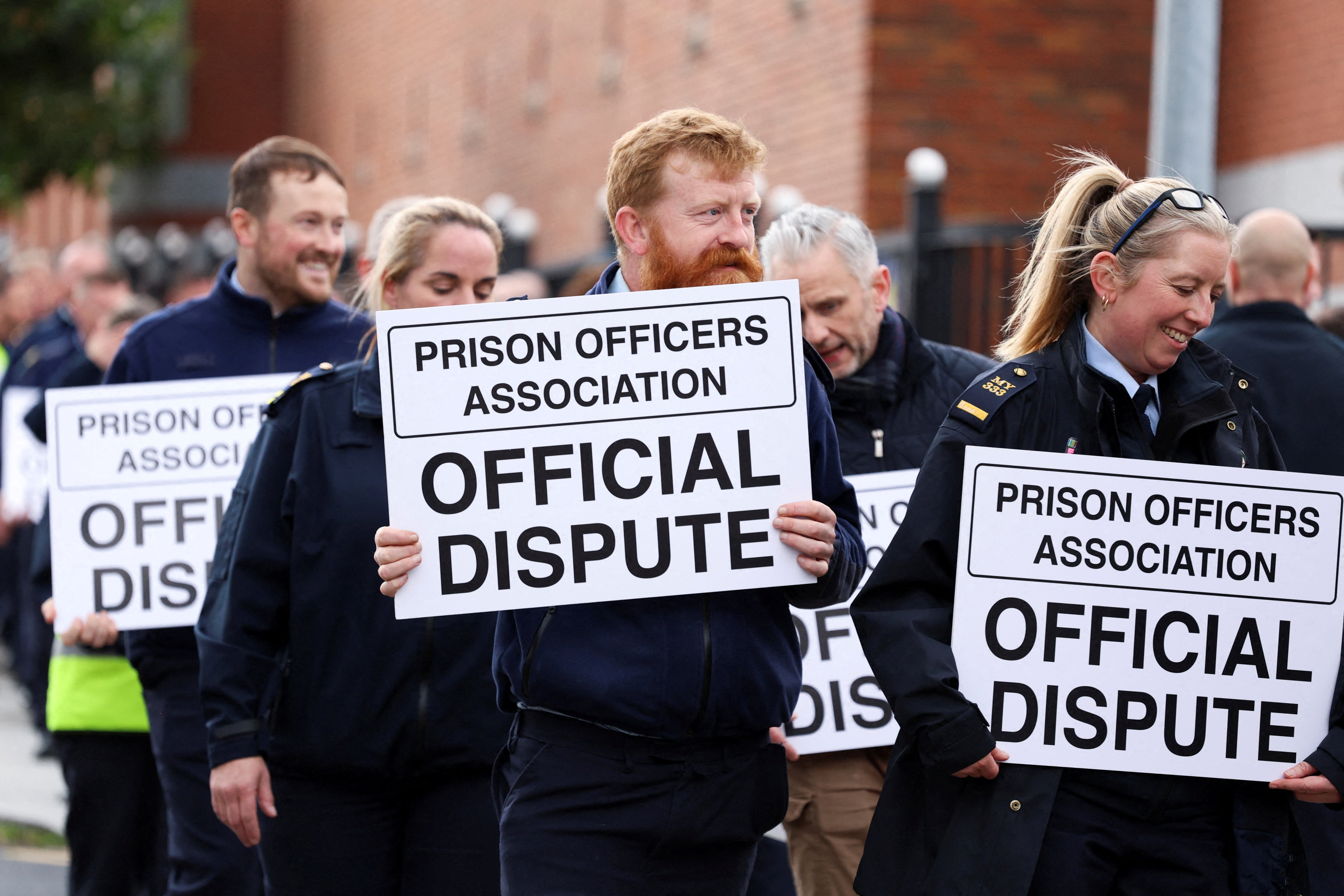 cover Irish public sector trade unions suspend second day of strikes