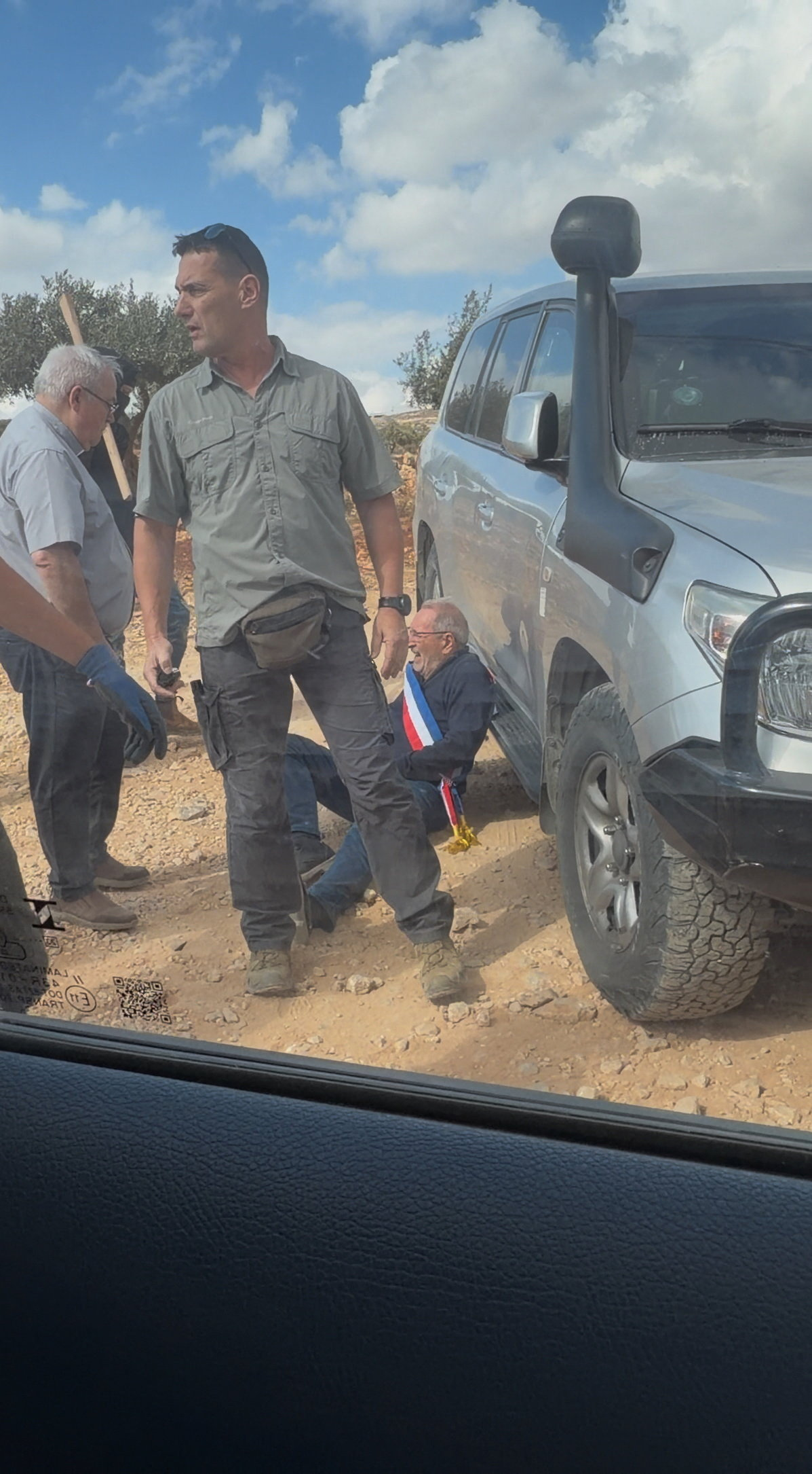 cover Israeli settlers attack Palestinians, European diplomats in West Bank, Belgium says