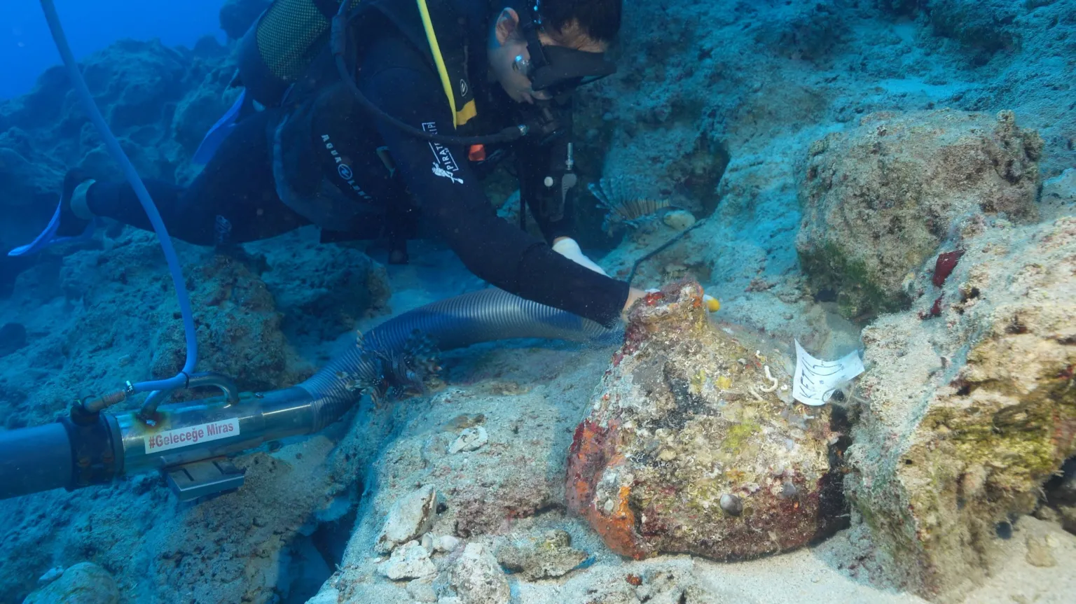 cover World’s oldest shipwreck discovered off Turkey