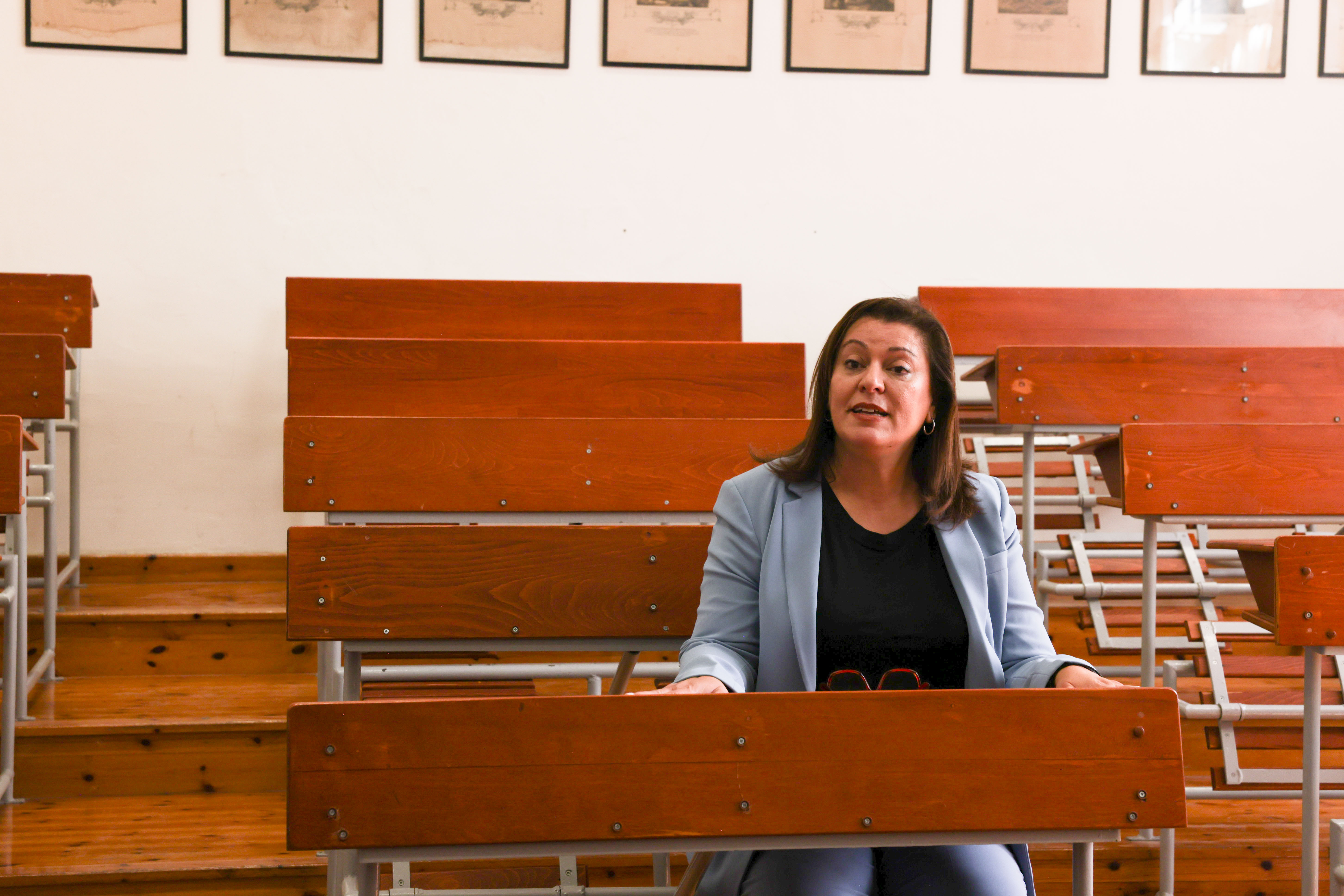 cover Minister presents new appointments plan to teachers’ unions