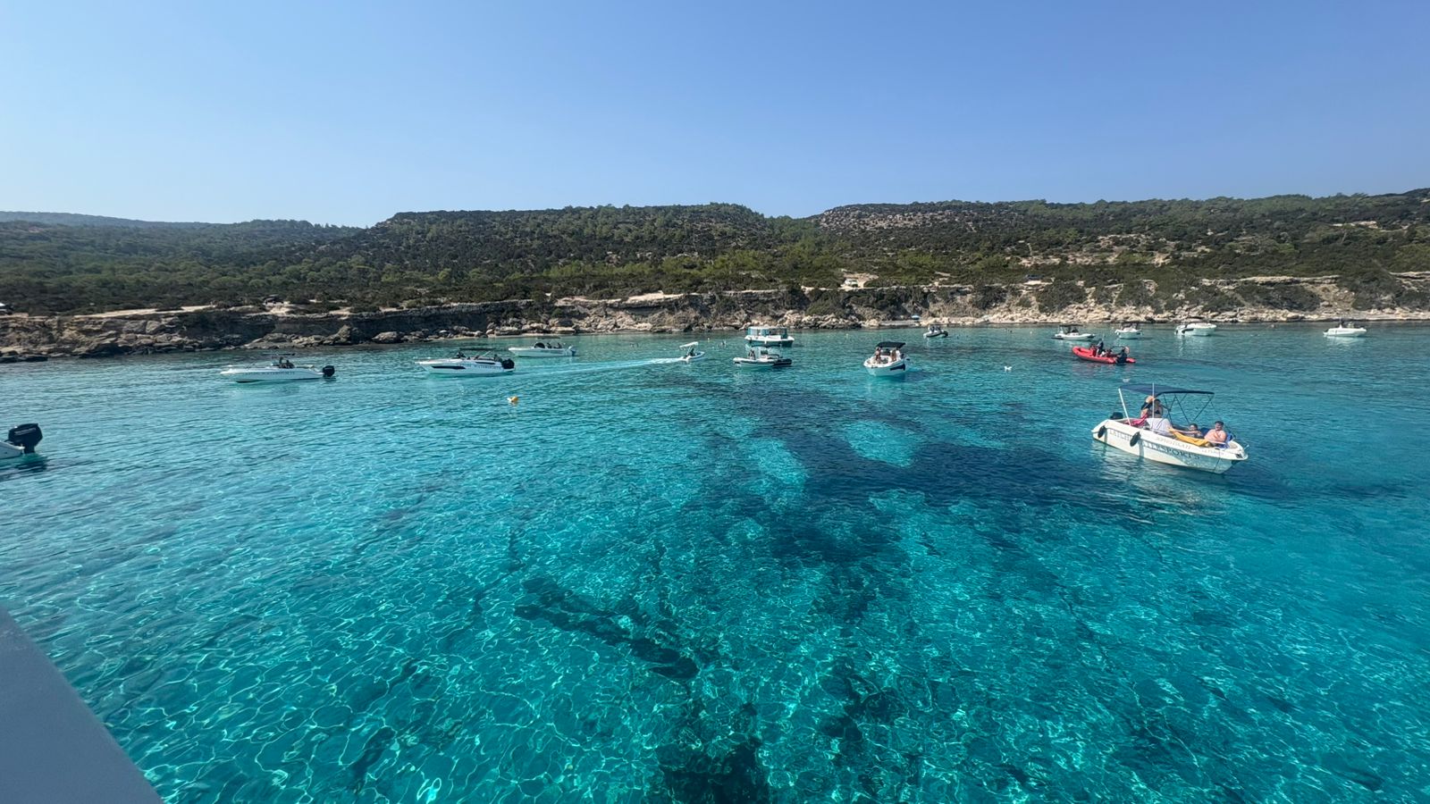 image Blue Lagoon Cyprus: where it is, how to get there and what to expect